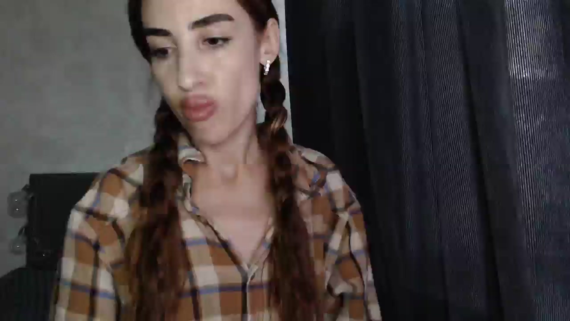Gallery image thumbnail from Nora_Sweet's myfreecams stream on, 09/02/2025, 13:00 image 18 of 20