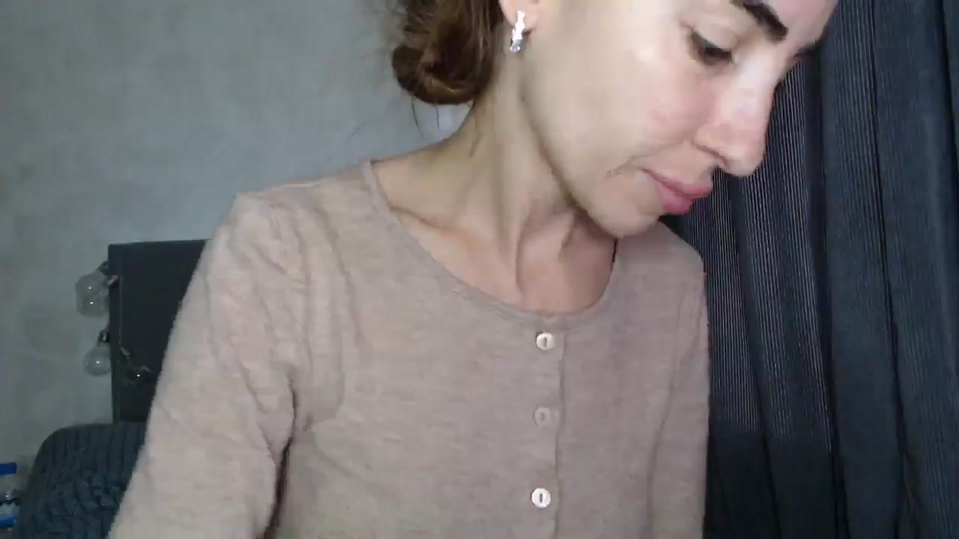 Gallery image thumbnail from Nora_Sweet's myfreecams stream on, 09/17/2025, 09:28 image 8 of 20