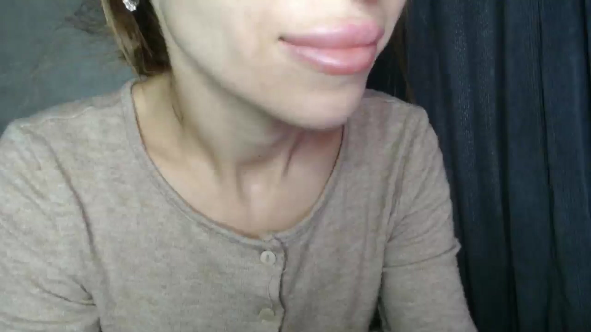 Gallery image thumbnail from Nora_Sweet's myfreecams stream on, 09/17/2025, 09:28 image 17 of 20