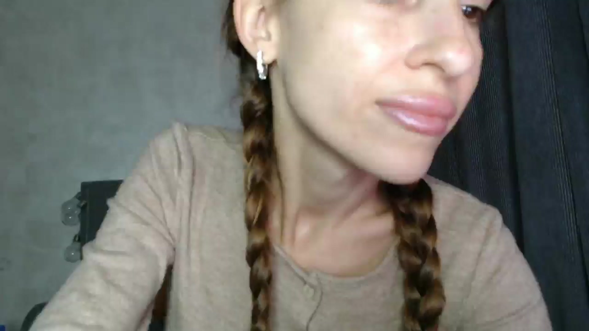 Gallery image thumbnail from Nora_Sweet's myfreecams stream on, 09/17/2025, 13:01 image 9 of 20
