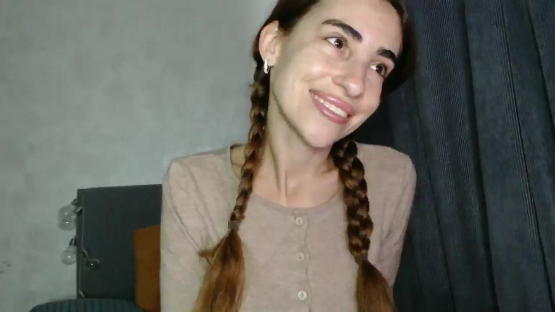 Gallery image thumbnail from Nora_Sweet's myfreecams stream on, 09/17/2025, 13:01 image 6 of 20