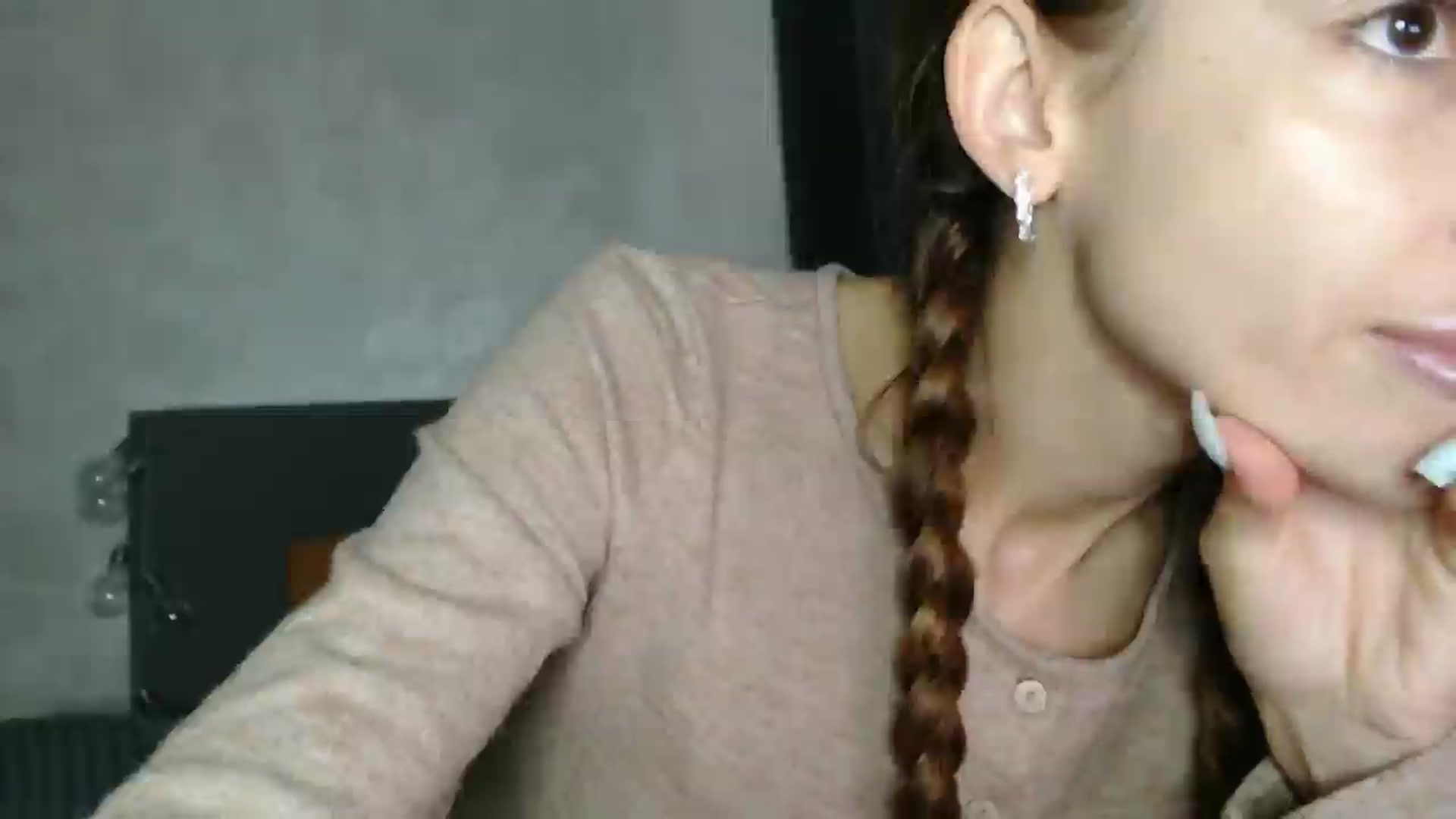 Gallery image thumbnail from Nora_Sweet's myfreecams stream on, 09/18/2025, 07:59 image 7 of 20