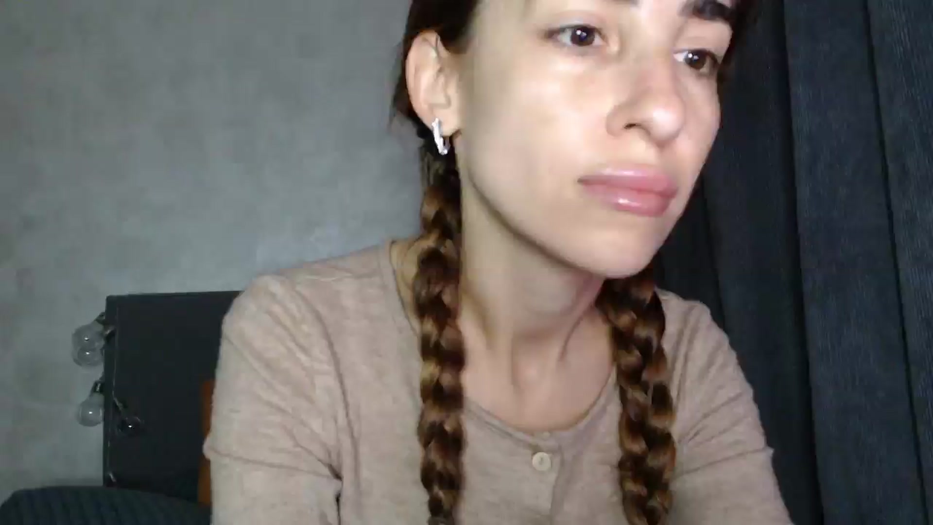 Gallery image thumbnail from Nora_Sweet's myfreecams stream on, 09/18/2025, 09:35 image 1 of 20