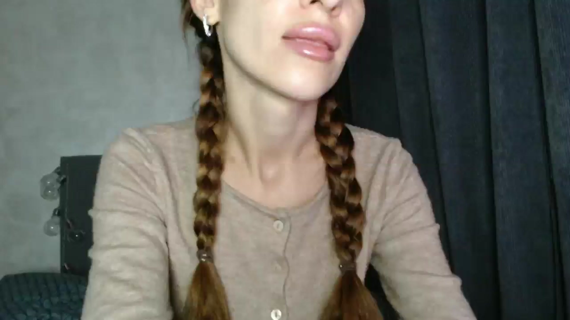 Gallery image thumbnail from Nora_Sweet's myfreecams stream on, 09/18/2025, 10:55 image 5 of 20