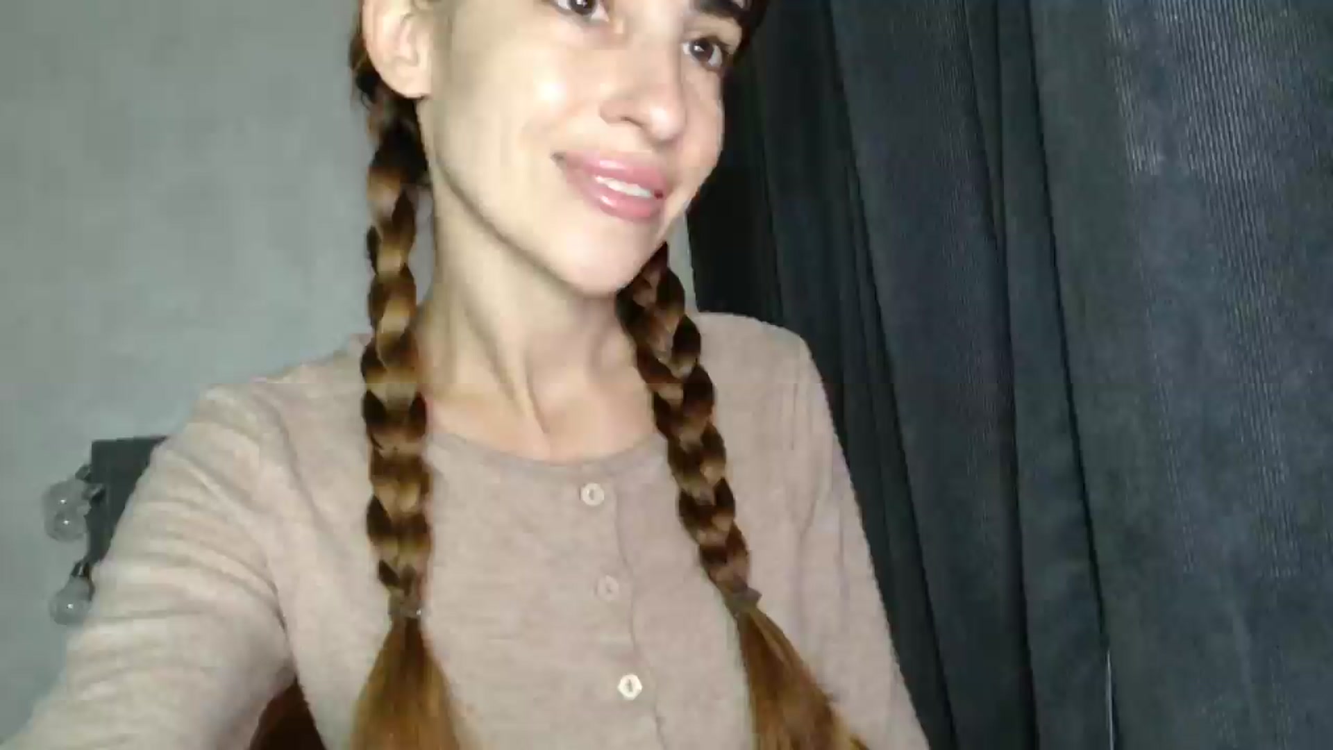 Gallery image thumbnail from Nora_Sweet's myfreecams stream on, 09/29/2025, 11:20 image 13 of 20