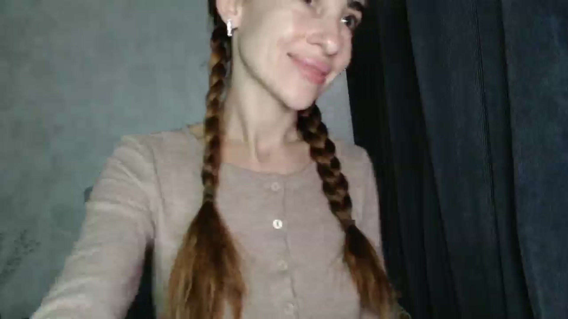 Gallery image thumbnail from Nora_Sweet's myfreecams stream on, 10/01/2025, 09:34 image 4 of 20