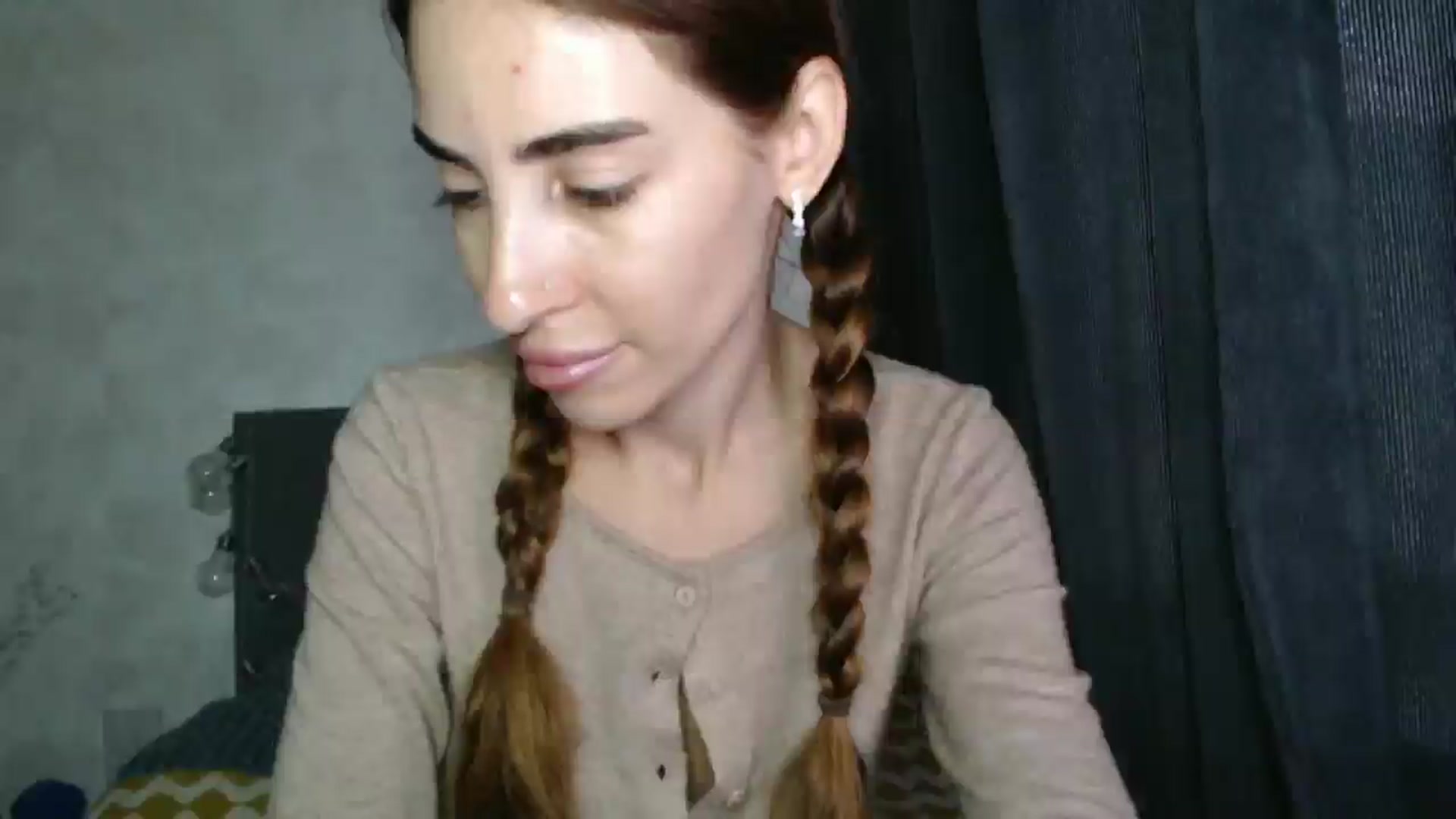 Gallery image thumbnail from Nora_Sweet's myfreecams stream on, 10/01/2025, 09:34 image 18 of 20
