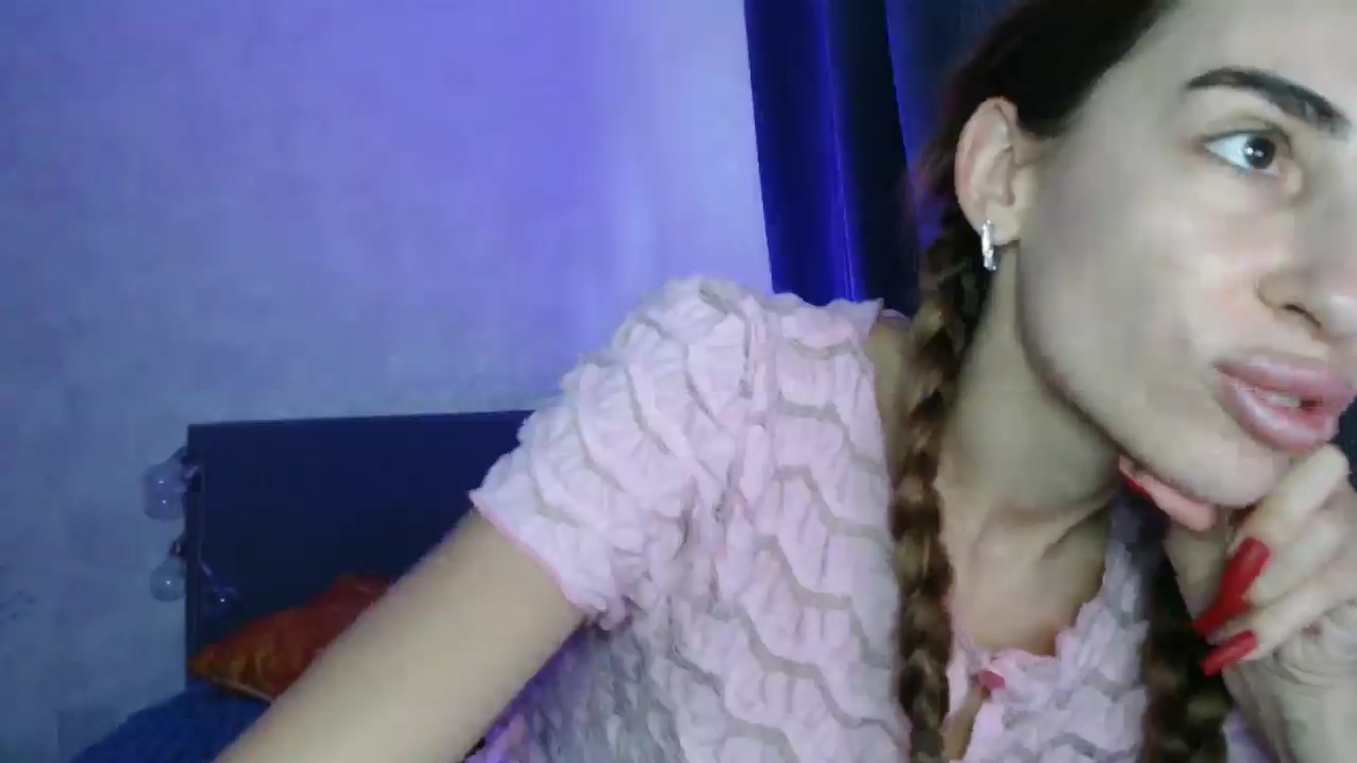 Gallery image thumbnail from Nora_Sweet's myfreecams stream on, 10/01/2025, 10:51 image 17 of 20