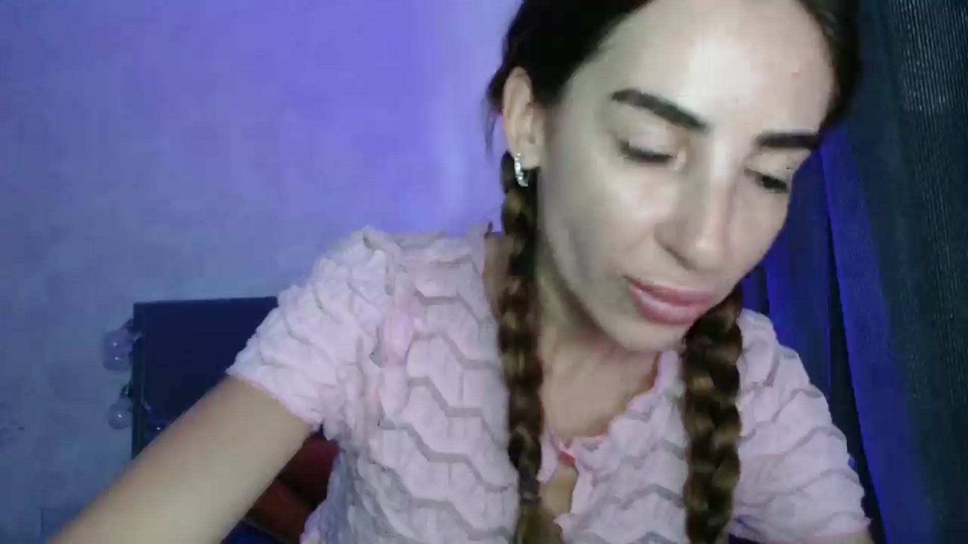 Gallery image thumbnail from Nora_Sweet's myfreecams stream on, 10/01/2025, 10:51 image 11 of 20