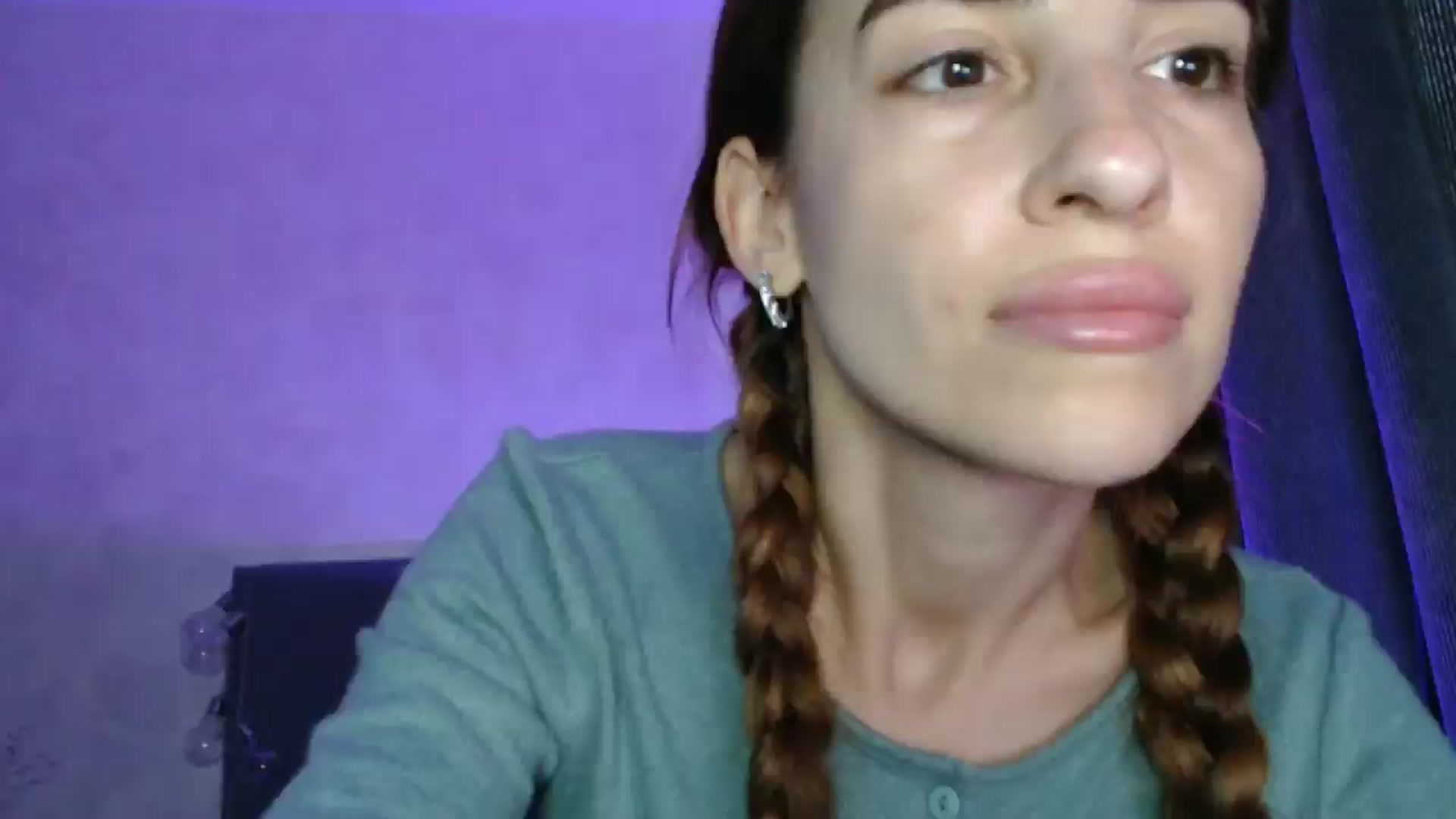 Gallery image thumbnail from Nora_Sweet's myfreecams stream on, 10/01/2025, 12:28 image 18 of 20