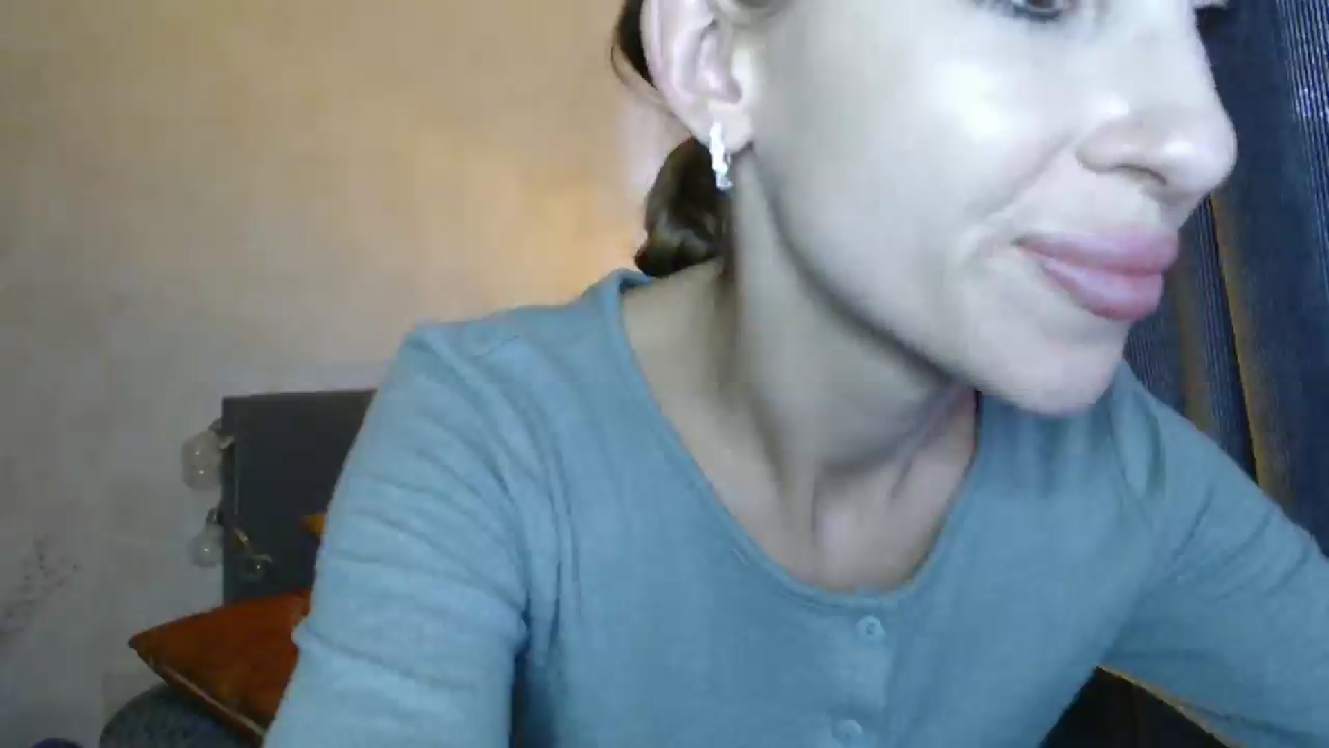 Gallery image thumbnail from Nora_Sweet's myfreecams stream on, 10/02/2025, 12:33 image 10 of 20