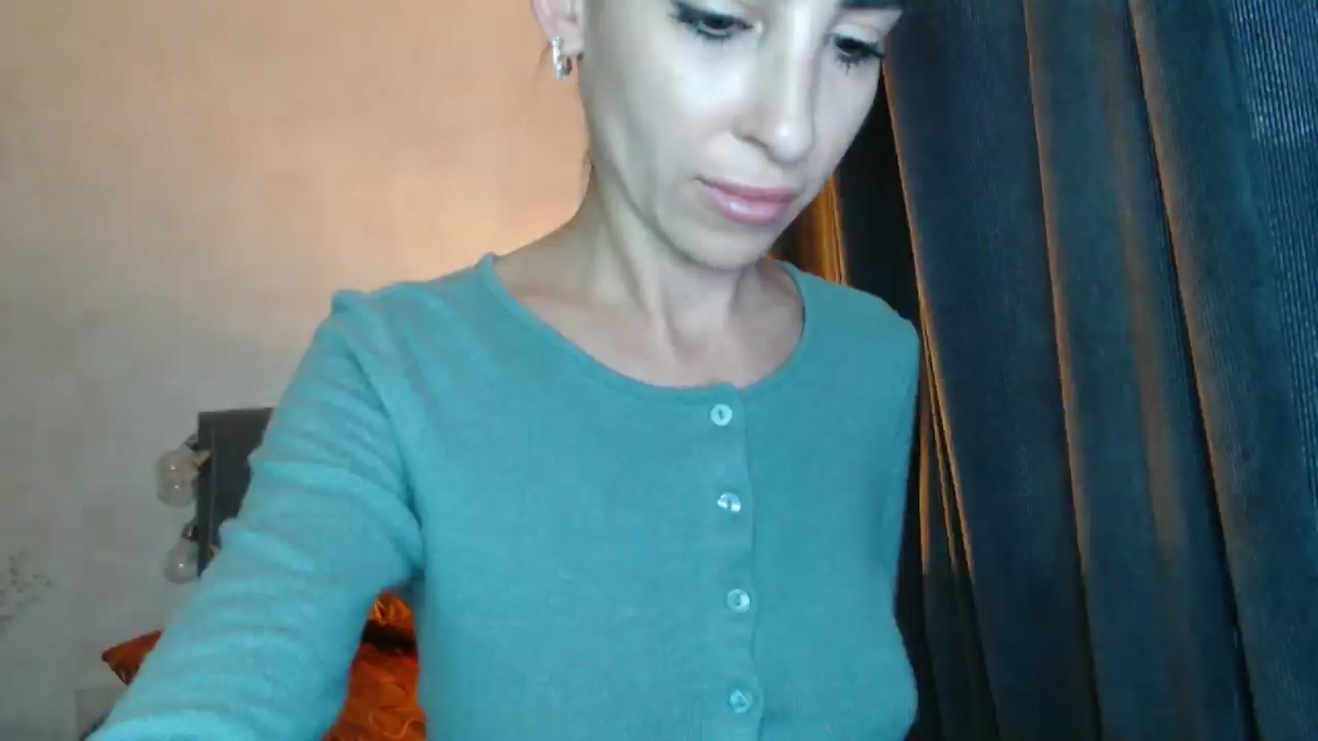 Gallery image thumbnail from Nora_Sweet's myfreecams stream on, 10/02/2025, 12:33 image 17 of 20