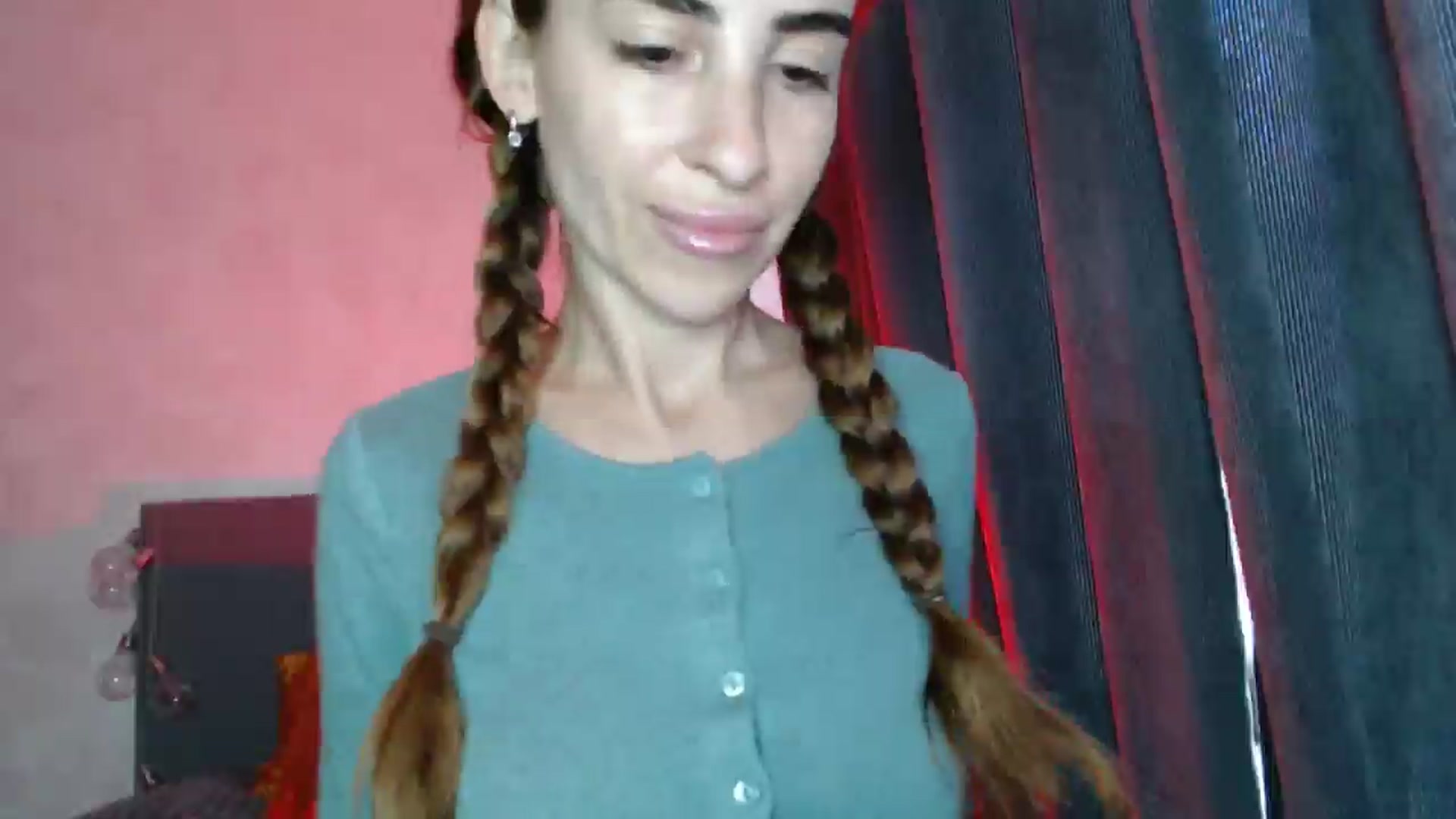 Gallery image thumbnail from Nora_Sweet's myfreecams stream on, 10/06/2025, 10:41 image 13 of 20