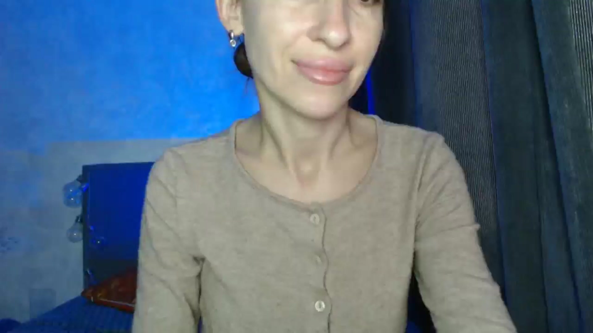 Gallery image thumbnail from Nora_Sweet's myfreecams stream on, 10/08/2025, 10:20 image 13 of 20