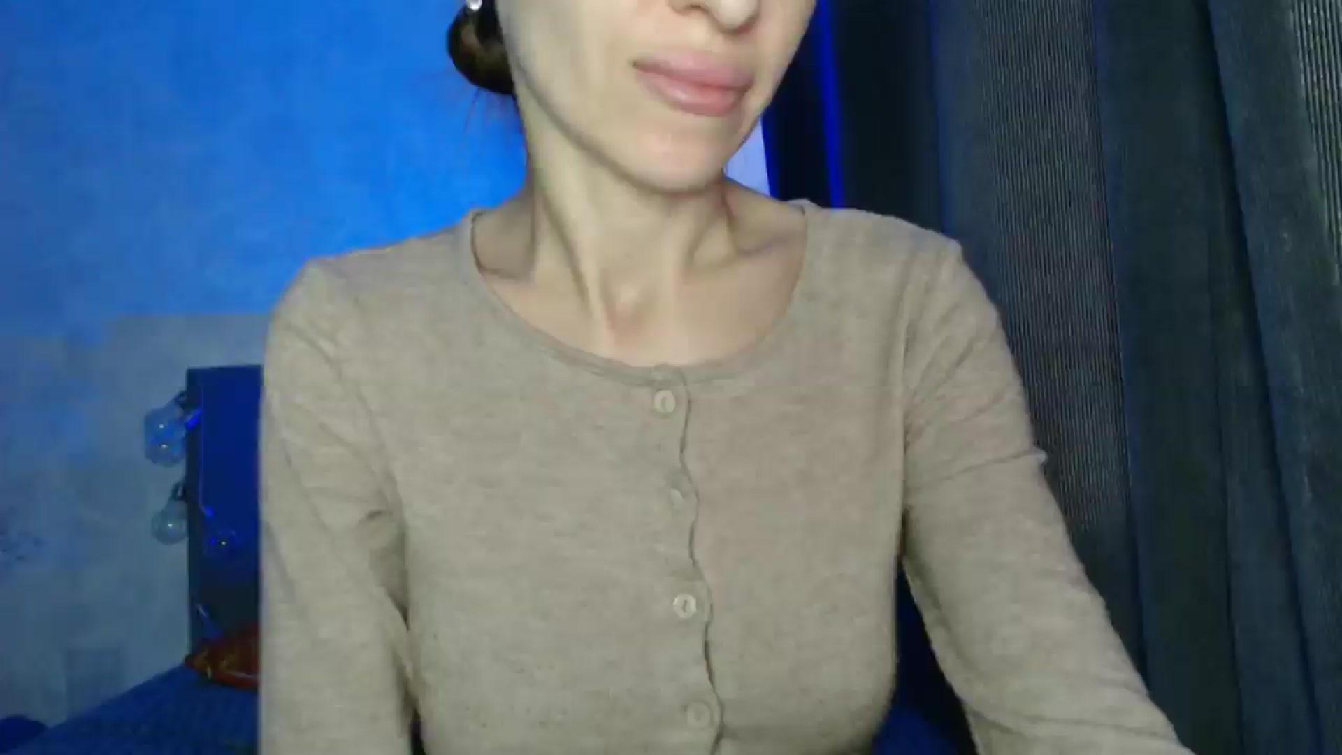 Gallery image thumbnail from Nora_Sweet's myfreecams stream on, 10/08/2025, 10:20 image 8 of 20