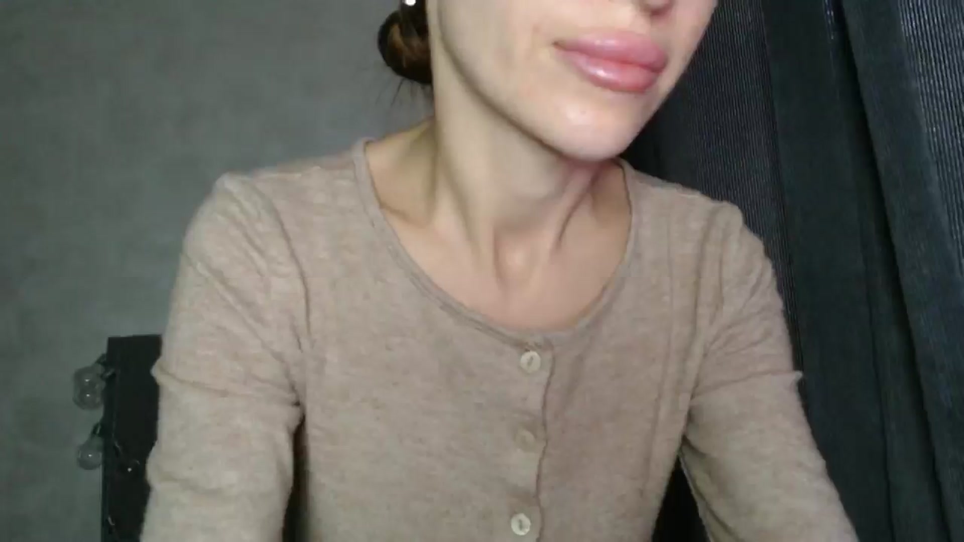Gallery image thumbnail from Nora_Sweet's myfreecams stream on, 10/08/2025, 11:20 image 7 of 20