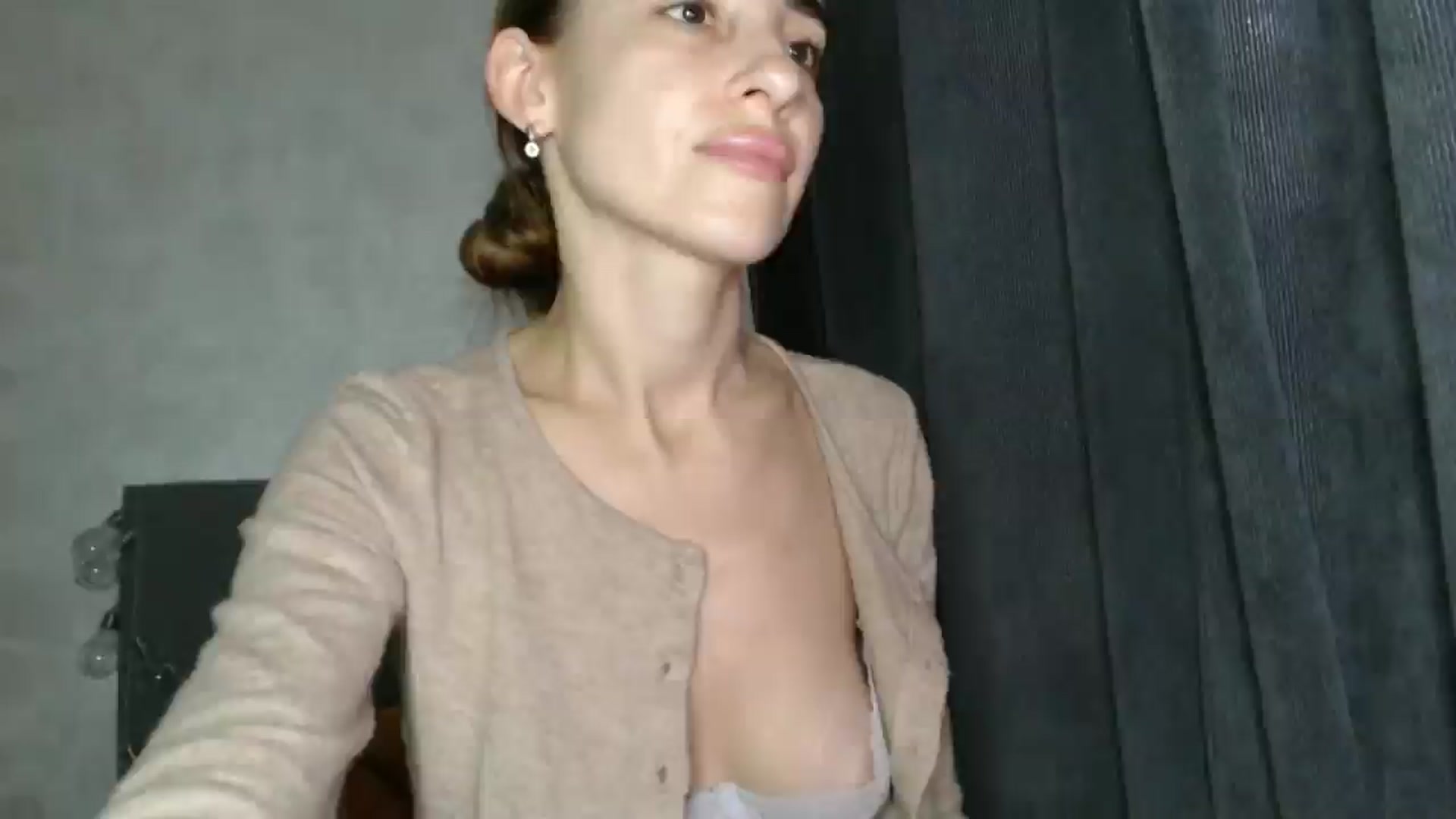 Gallery image thumbnail from Nora_Sweet's myfreecams stream on, 10/08/2025, 11:20 image 20 of 20
