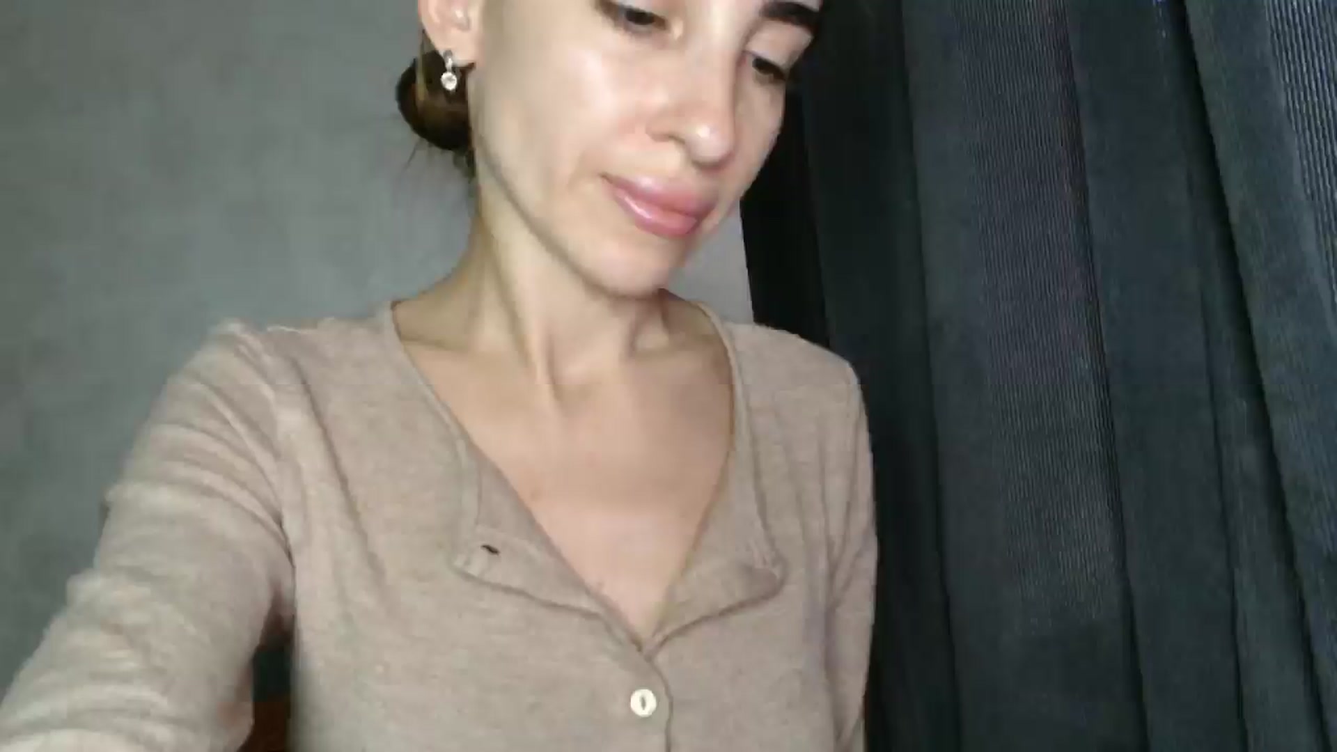 Gallery image thumbnail from Nora_Sweet's myfreecams stream on, 10/08/2025, 11:20 image 13 of 20