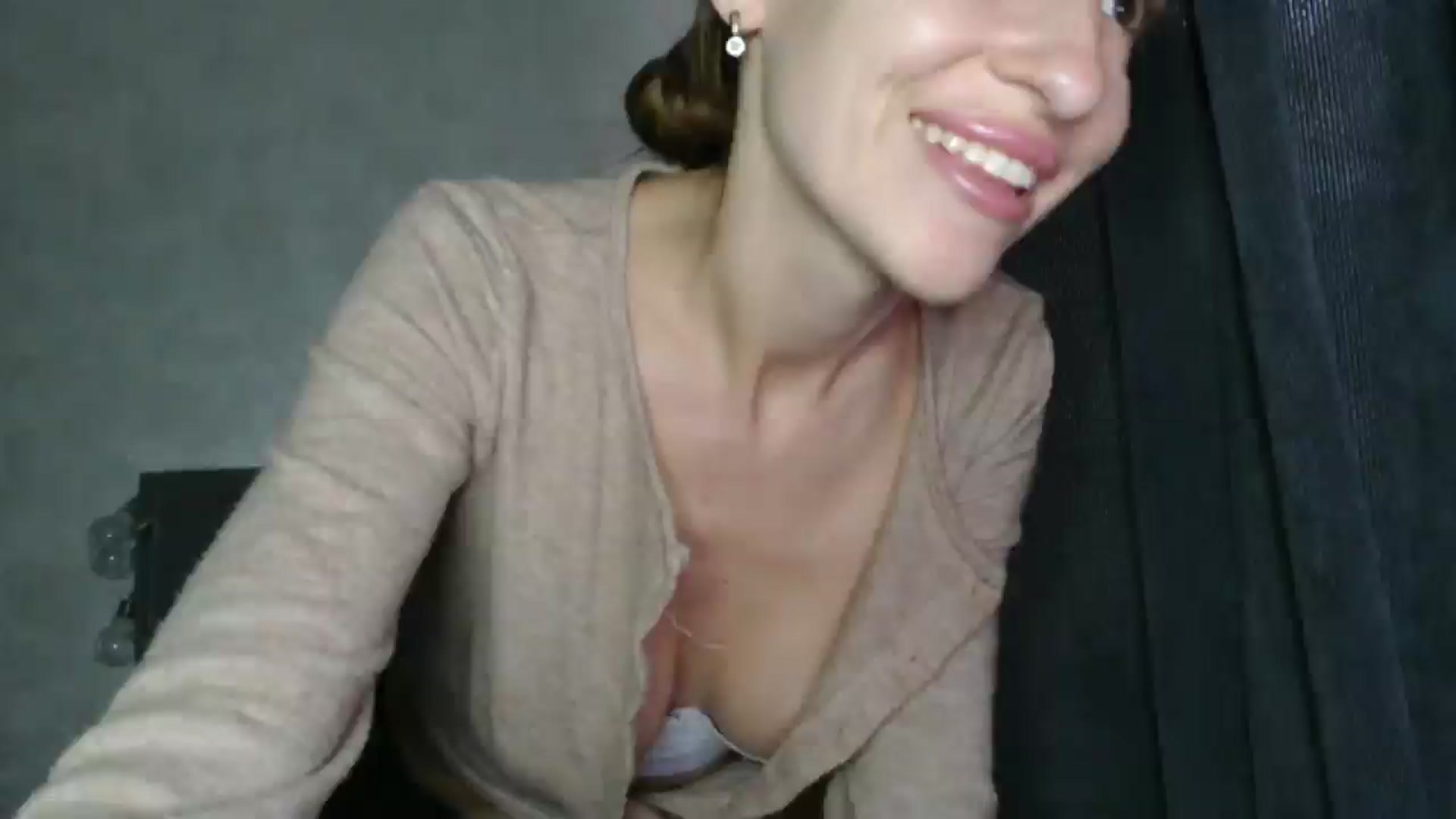 Gallery image thumbnail from Nora_Sweet's myfreecams stream on, 10/08/2025, 11:20 image 18 of 20
