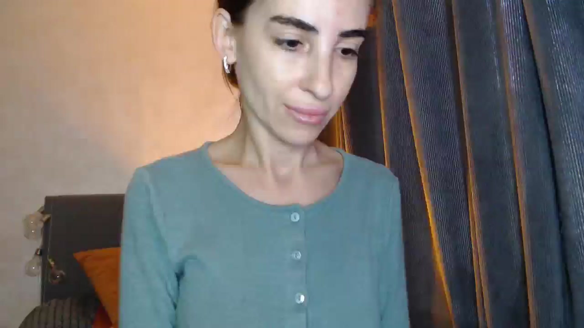 Gallery image thumbnail from Nora_Sweet's myfreecams stream on, 10/16/2025, 09:22 image 19 of 20