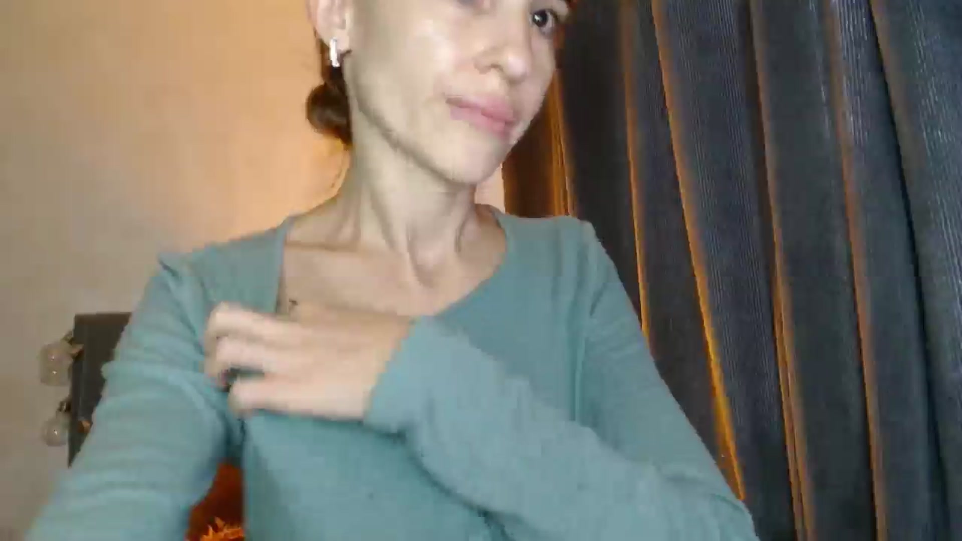 Gallery image thumbnail from Nora_Sweet's myfreecams stream on, 10/16/2025, 09:22 image 14 of 20
