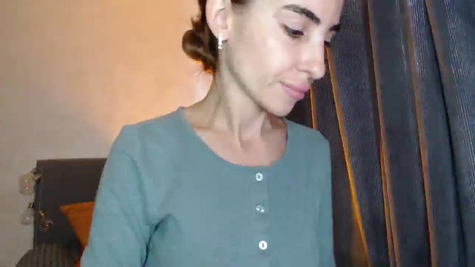 Gallery image thumbnail from Nora_Sweet's myfreecams stream on, 10/16/2025, 09:22 image 18 of 20