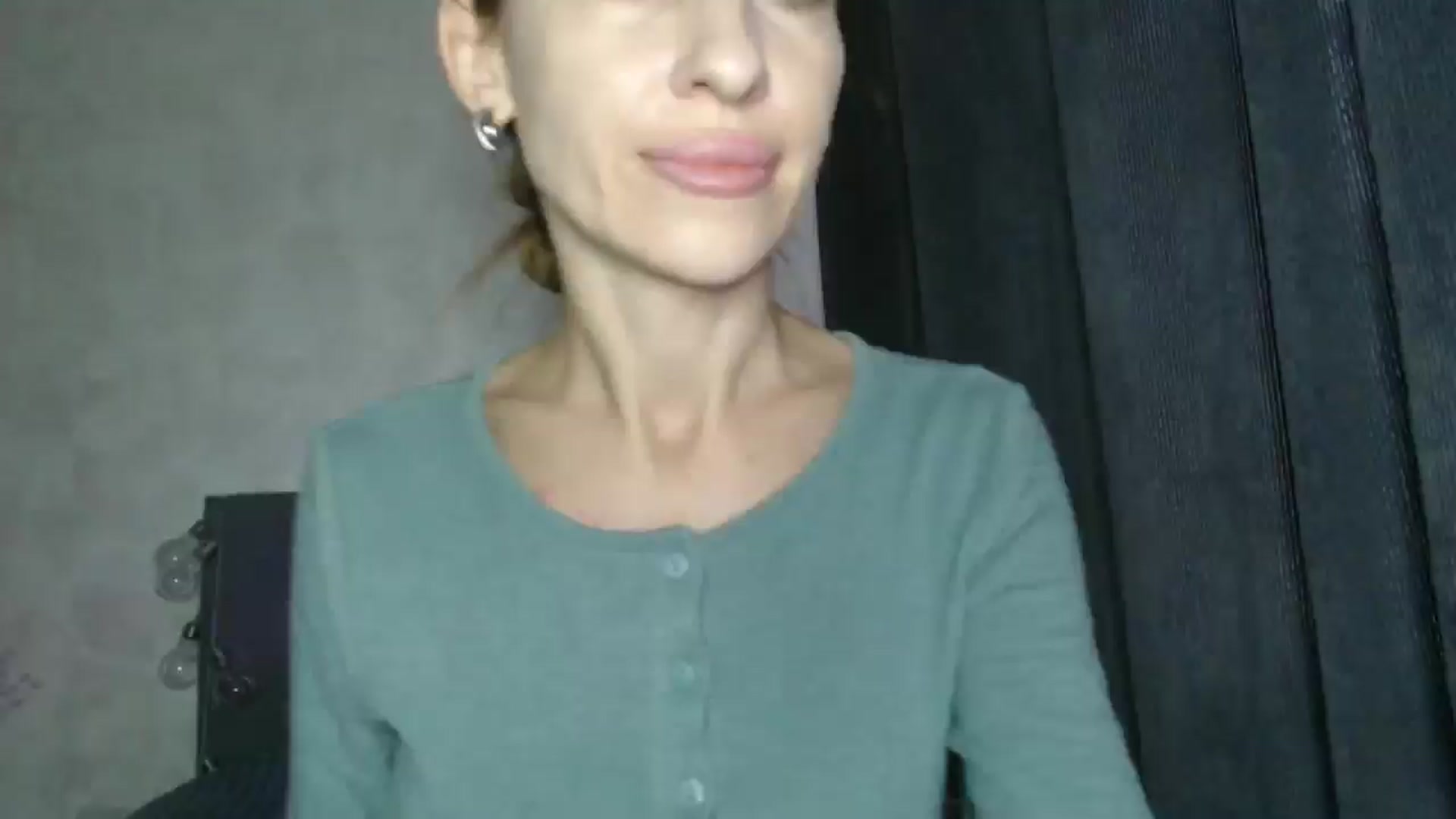 Gallery image thumbnail from Nora_Sweet's myfreecams stream on, 10/27/2025, 10:30 image 18 of 20