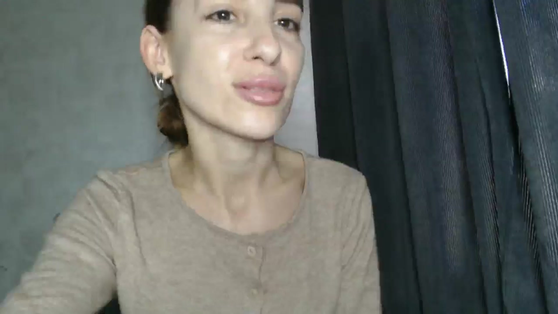 Gallery image thumbnail from Nora_Sweet's myfreecams stream on, 10/30/2025, 12:42 image 4 of 20