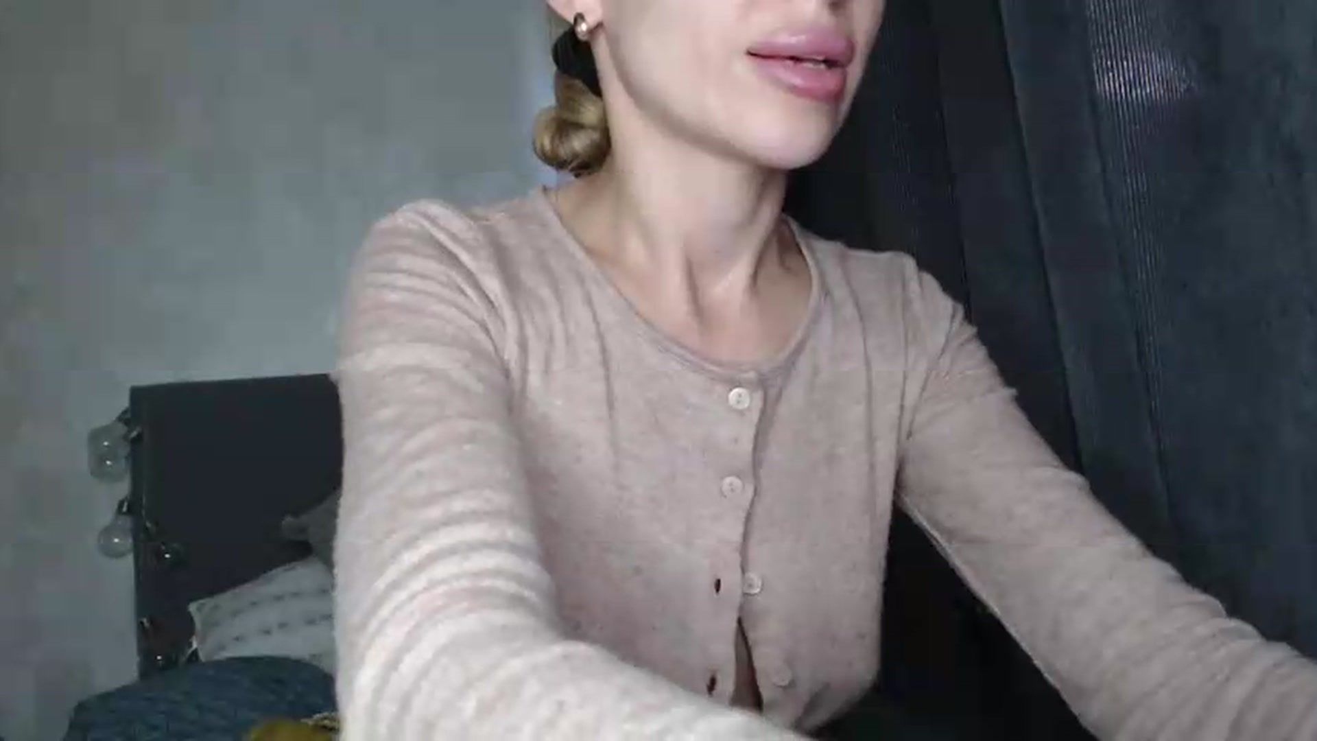 Gallery image thumbnail from Nora_Sweet's myfreecams stream on, 07/20/2026, 09:47 image 19 of 20