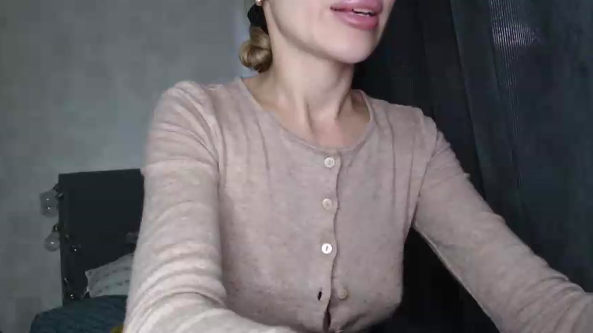 Gallery image thumbnail from Nora_Sweet's myfreecams stream on, 07/20/2026, 09:47 image 17 of 20