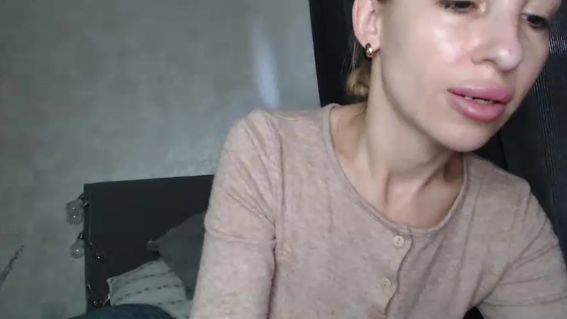 Gallery image thumbnail from Nora_Sweet's myfreecams stream on, 07/20/2026, 09:47 image 14 of 20