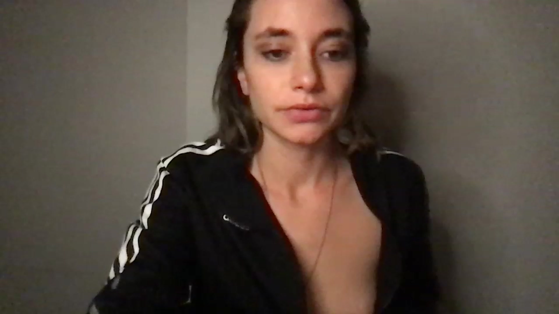 Gallery image thumbnail from Norajeann's myfreecams stream on, 12/18/2022, 12:28 image 13 of 20