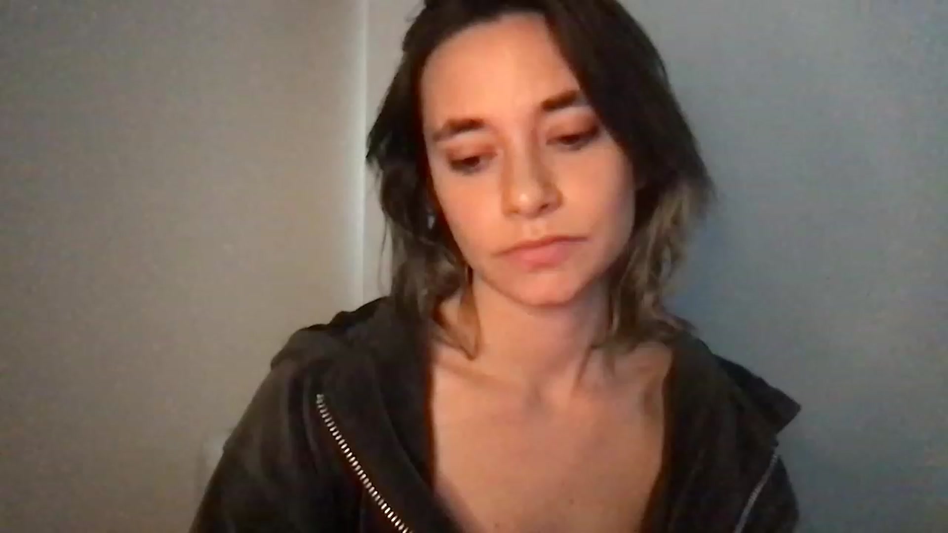 Gallery image thumbnail from Norajeann's myfreecams stream on, 12/19/2022, 24:16 image 19 of 20