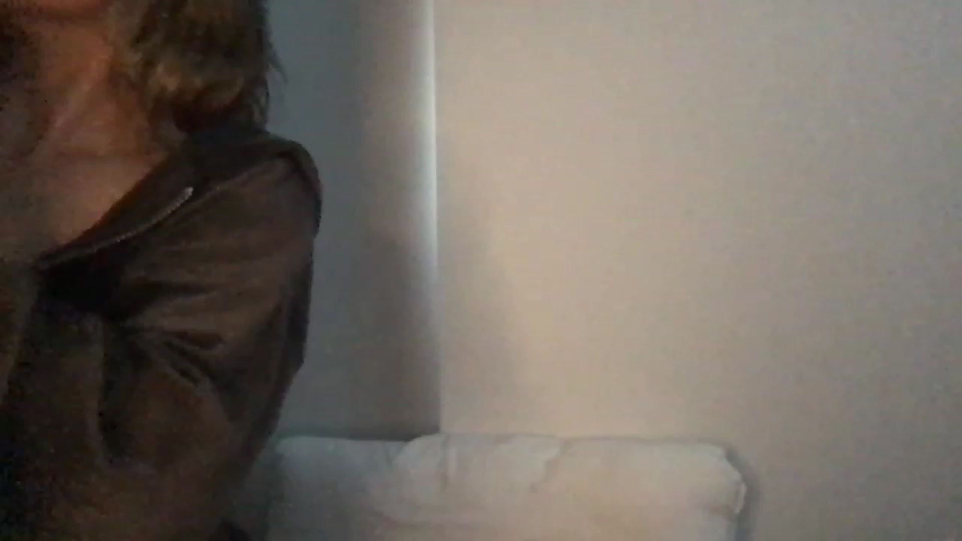 Gallery image thumbnail from Norajeann's myfreecams stream on, 12/19/2022, 24:16 image 8 of 20