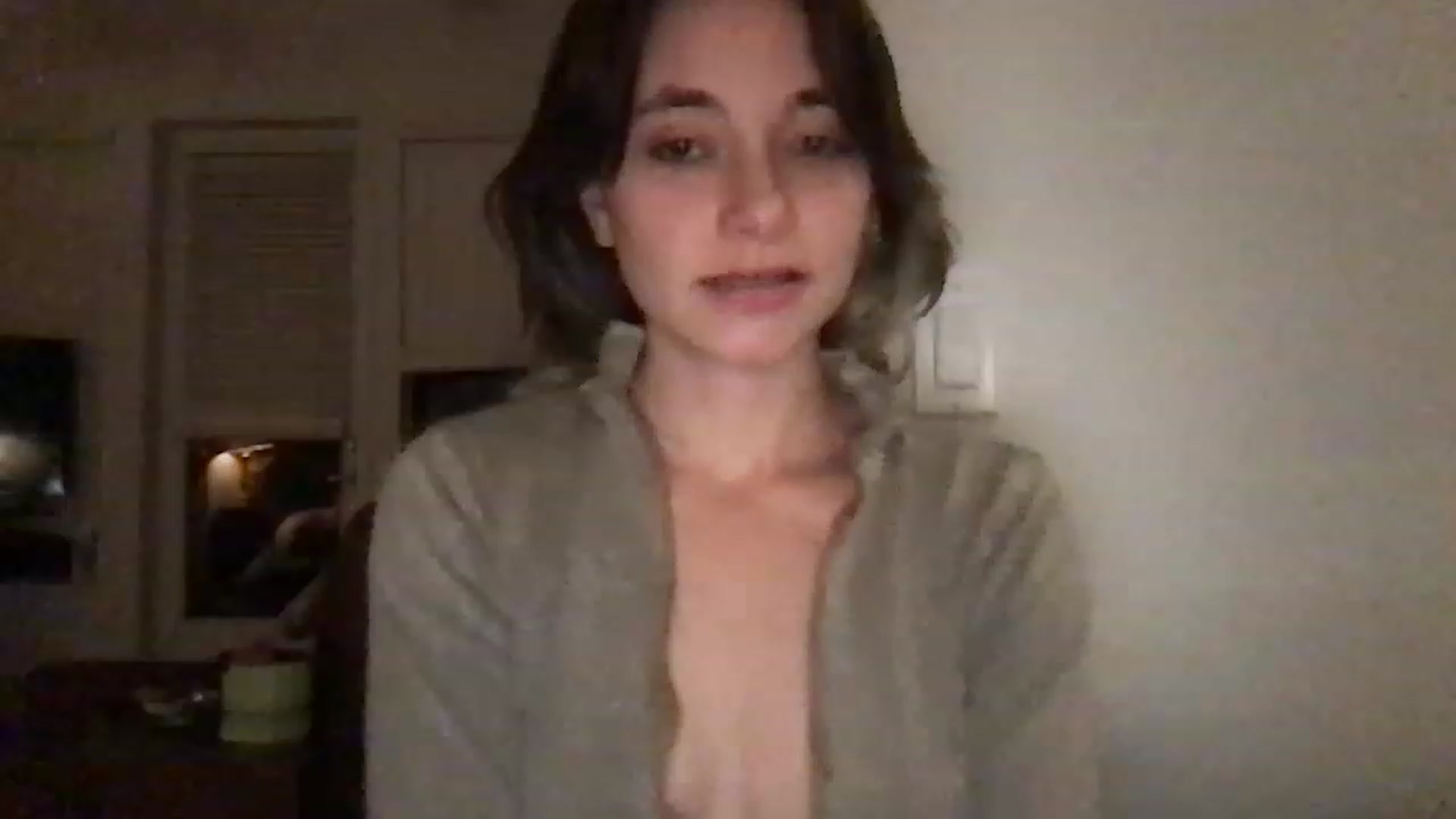 Gallery image thumbnail from Norajeann's myfreecams stream on, 12/21/2022, 08:52 image 10 of 20