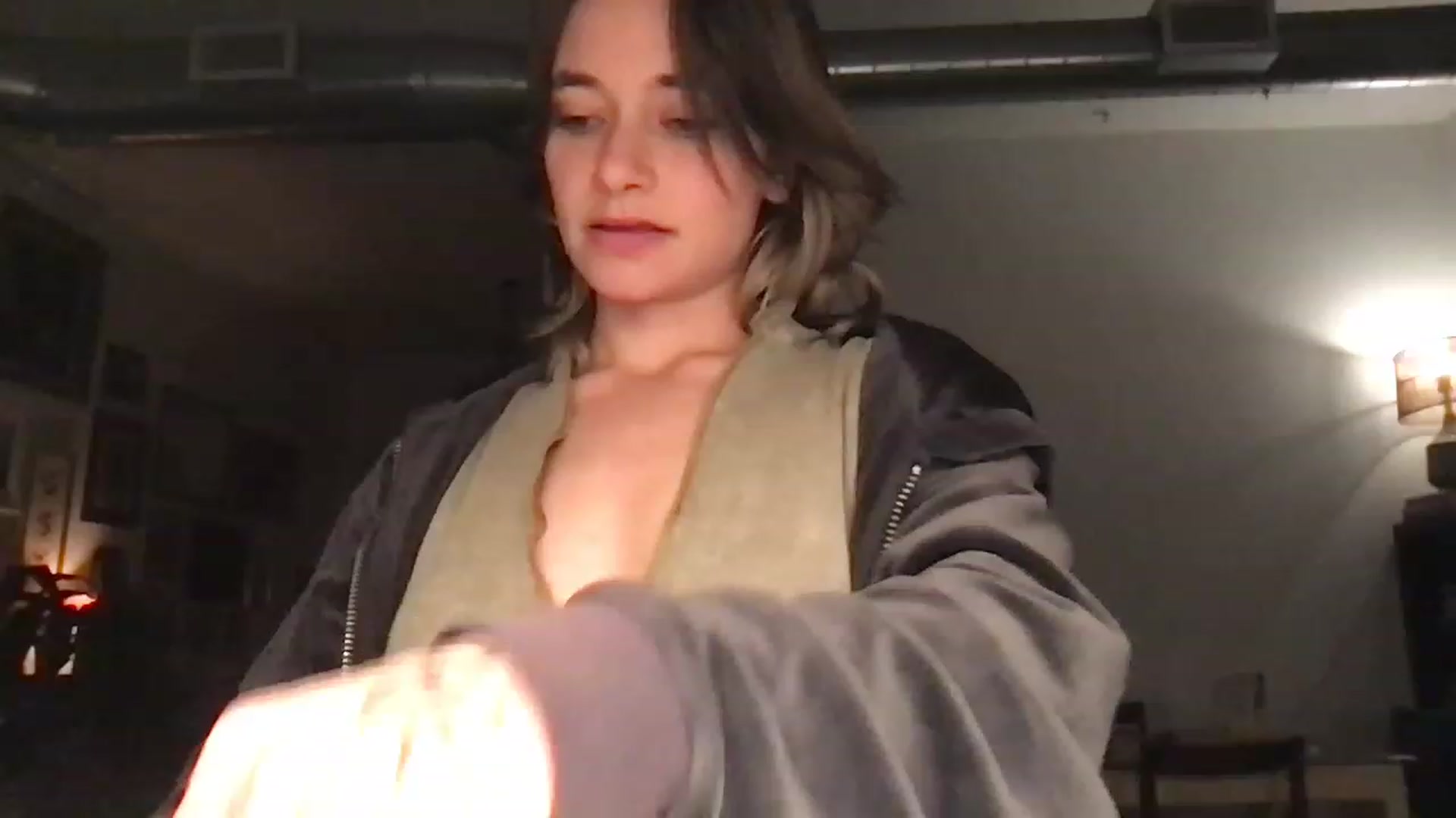 Gallery image thumbnail from Norajeann's myfreecams stream on, 12/21/2022, 08:52 image 4 of 20