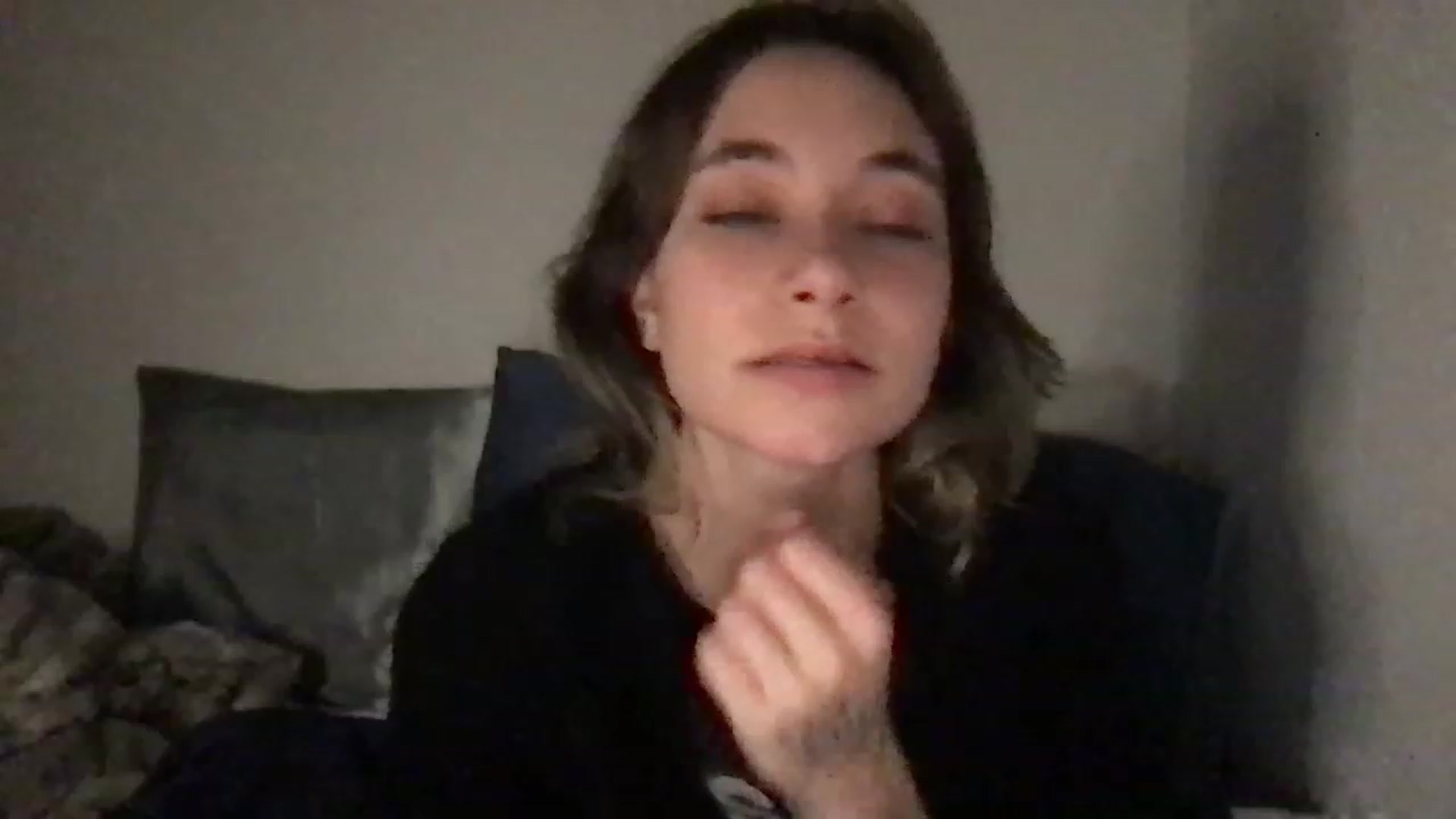 Gallery image thumbnail from Norajeann's myfreecams stream on, 12/21/2022, 11:34 image 1 of 20