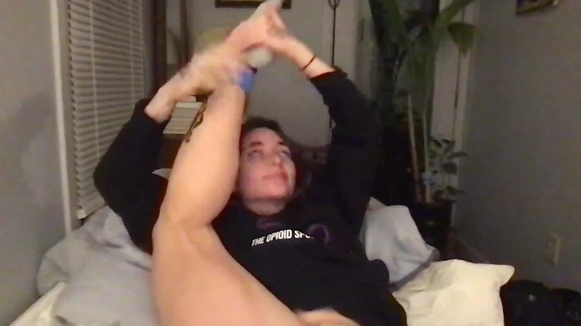 Gallery image thumbnail from Norajeann's myfreecams stream on, 12/25/2022, 04:21 image 16 of 20
