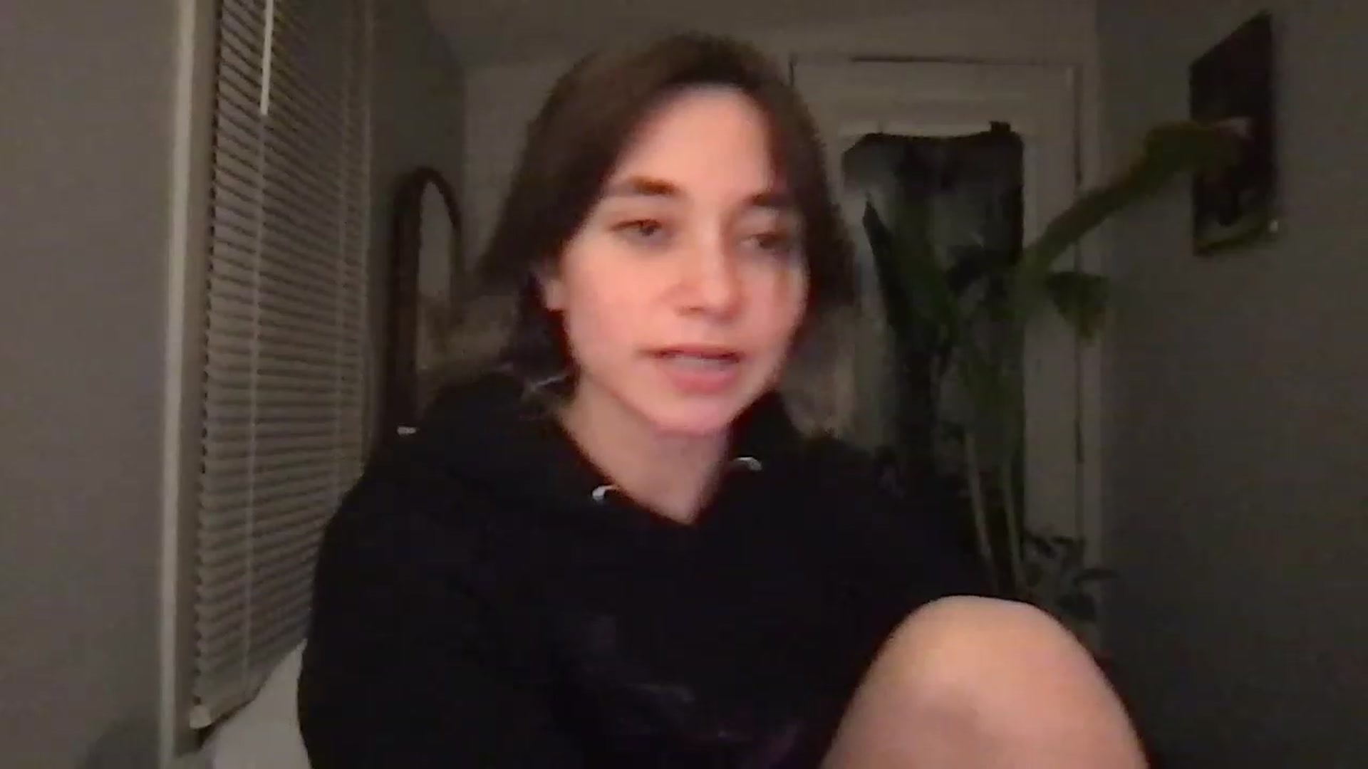 Gallery image thumbnail from Norajeann's myfreecams stream on, 12/25/2022, 04:21 image 17 of 20