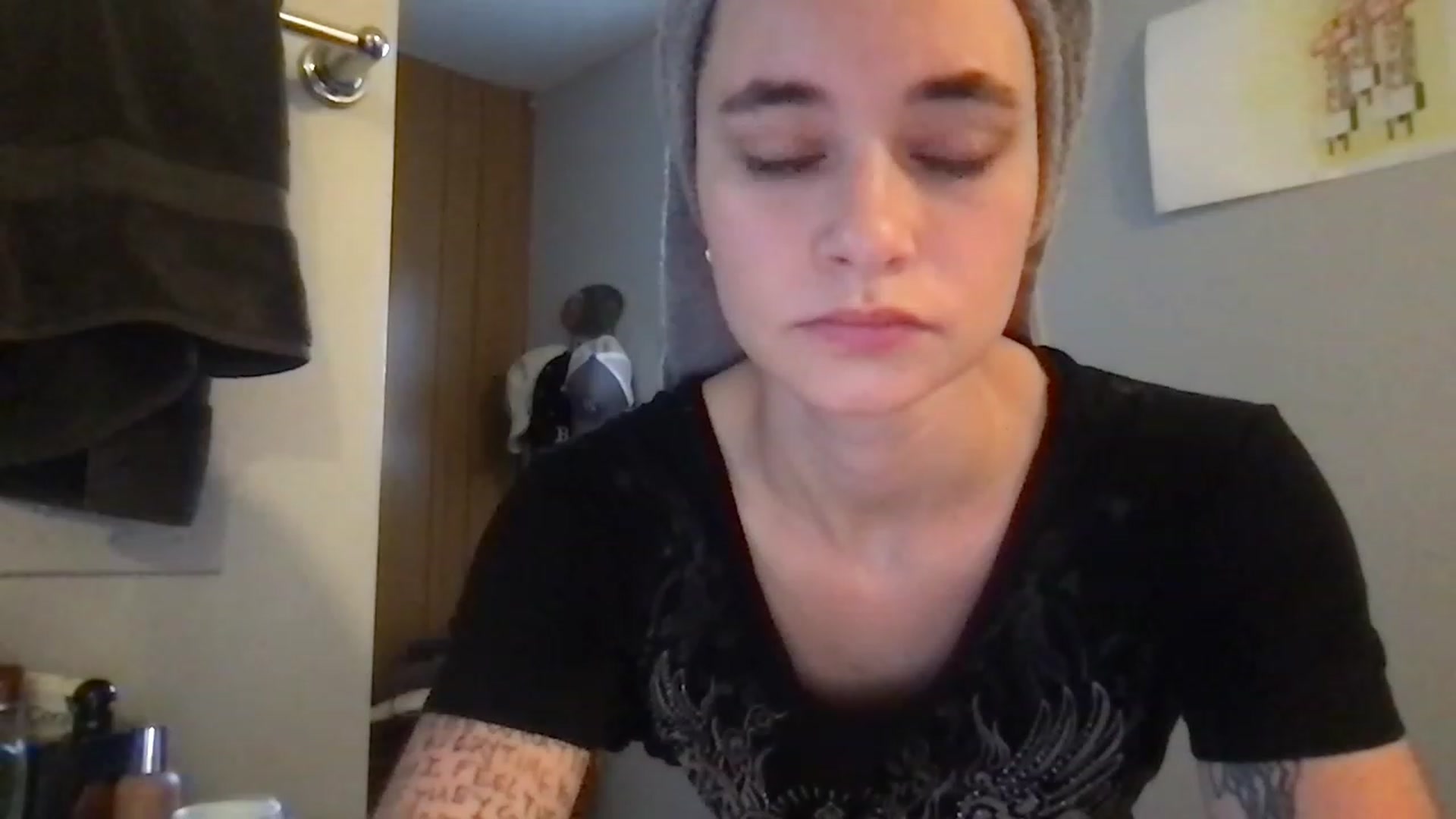 Gallery image thumbnail from Norajeann's myfreecams stream on, 12/26/2022, 17:32 image 6 of 20