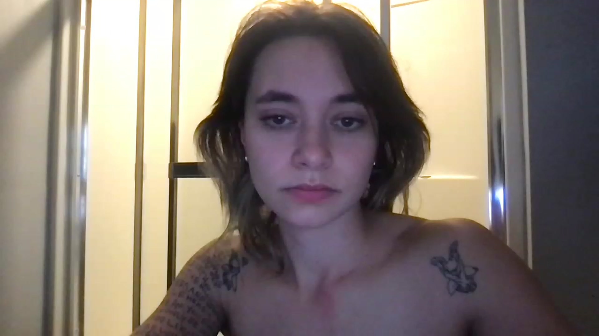 Gallery image thumbnail from Norajeann's myfreecams stream on, 12/27/2022, 20:03 image 2 of 20