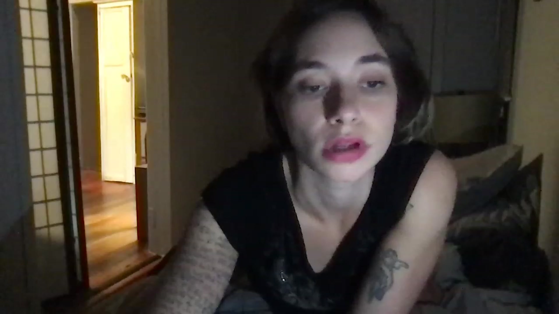 Gallery image thumbnail from Norajeann's myfreecams stream on, 12/27/2022, 22:28 image 17 of 20