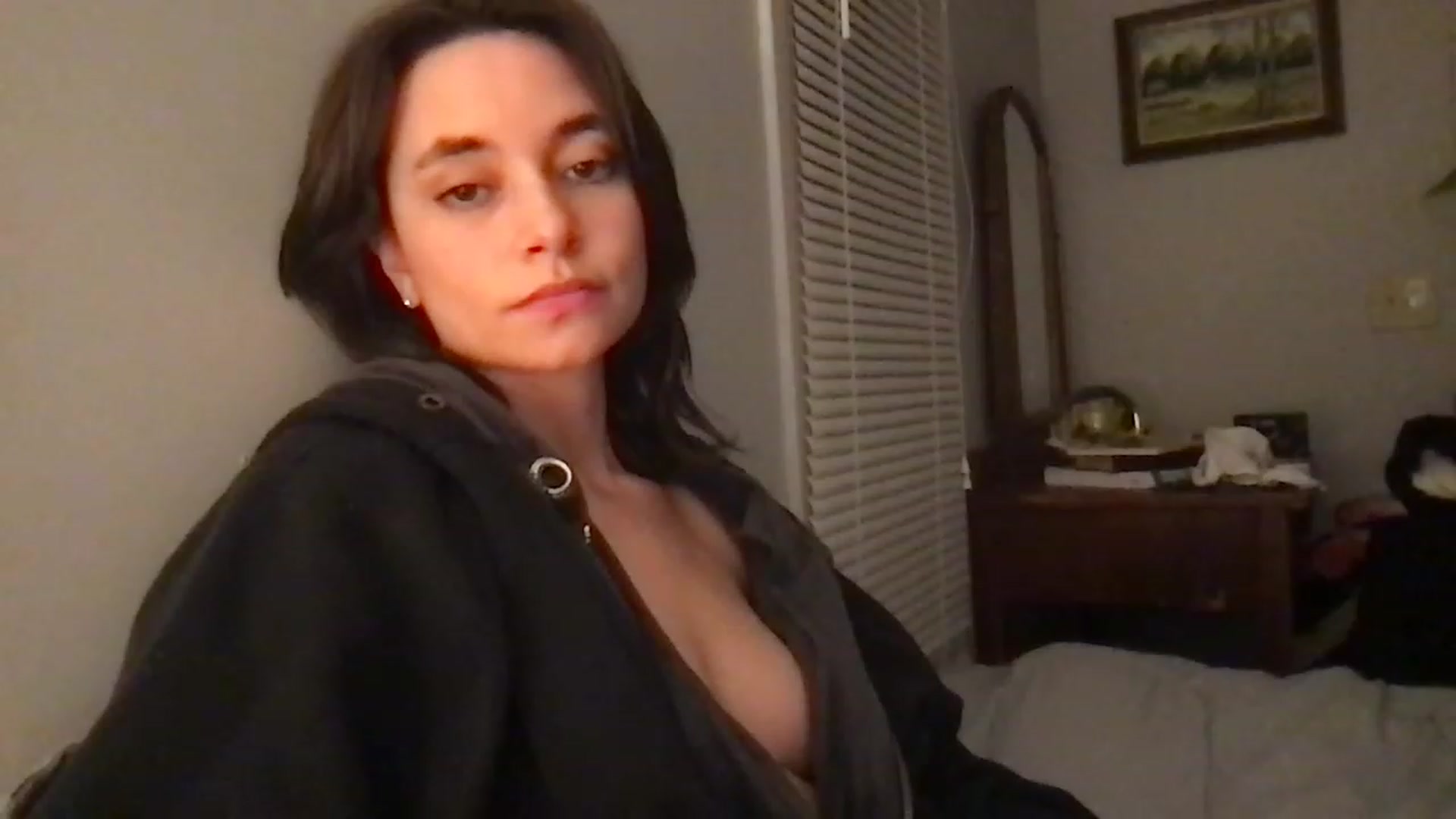 Gallery image thumbnail from Norajeann's myfreecams stream on, 12/31/2022, 08:11 image 20 of 20