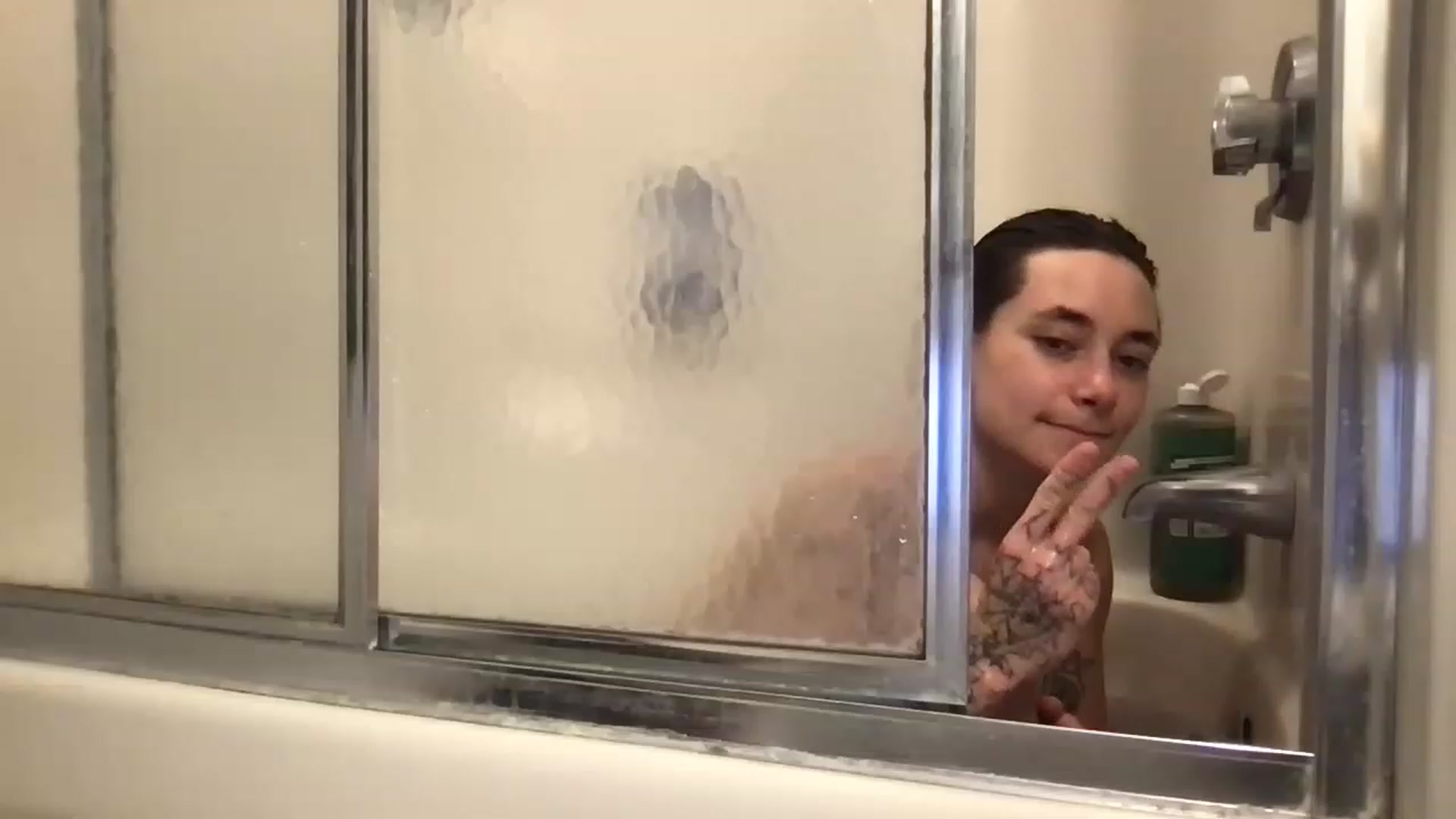 Gallery image thumbnail from Norajeann's myfreecams stream on, 01/01/2023, 22:41 image 20 of 20