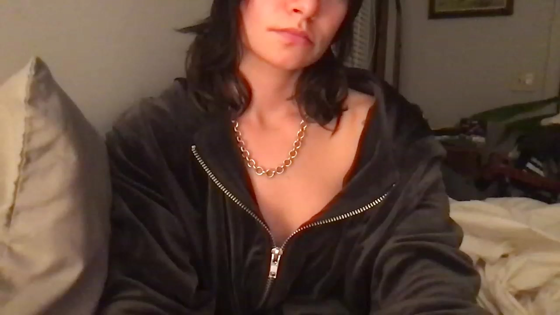Gallery image thumbnail from Norajeann's myfreecams stream on, 01/03/2023, 07:14 image 12 of 20