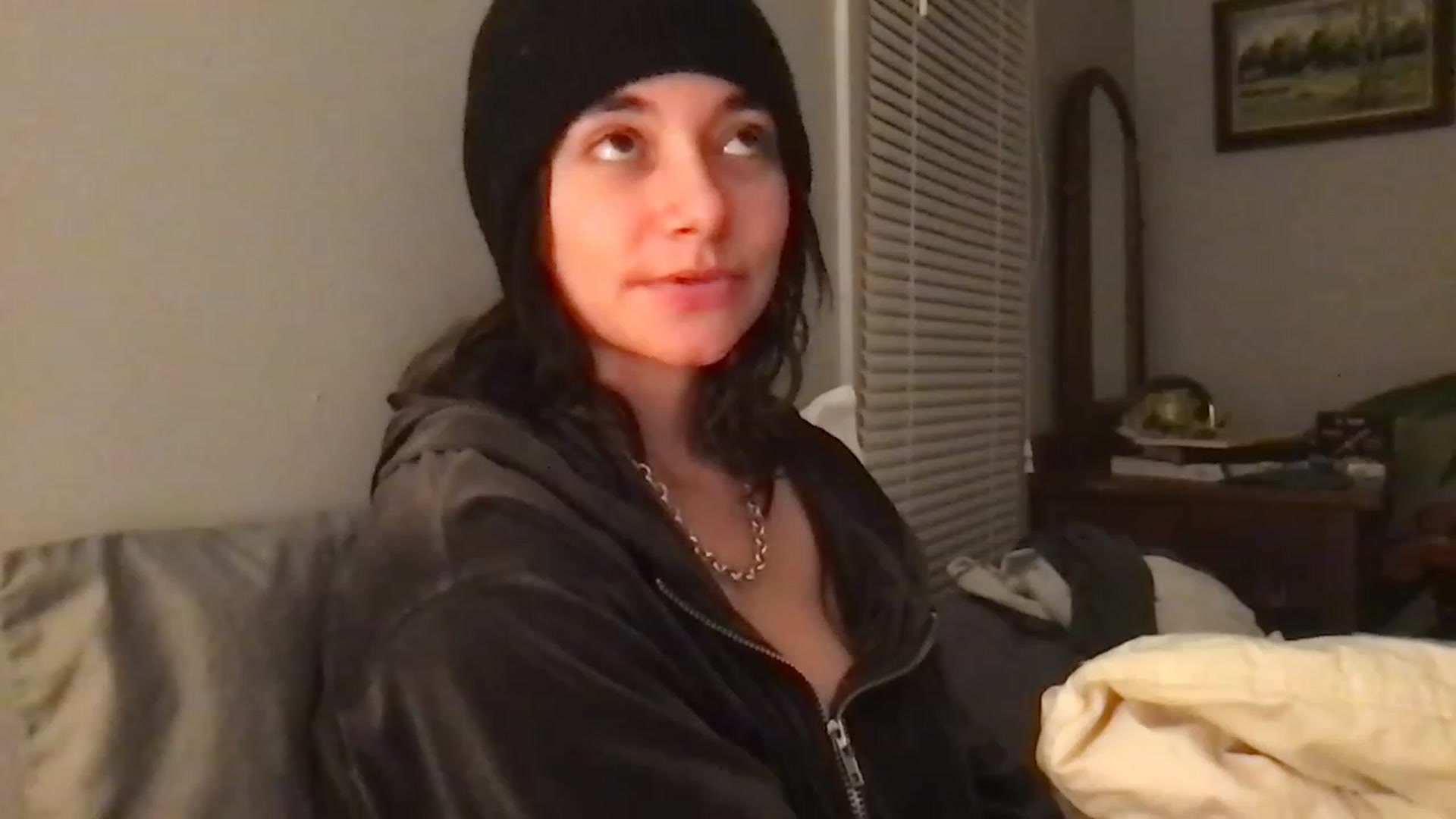 Gallery image thumbnail from Norajeann's myfreecams stream on, 01/03/2023, 08:14 image 13 of 20