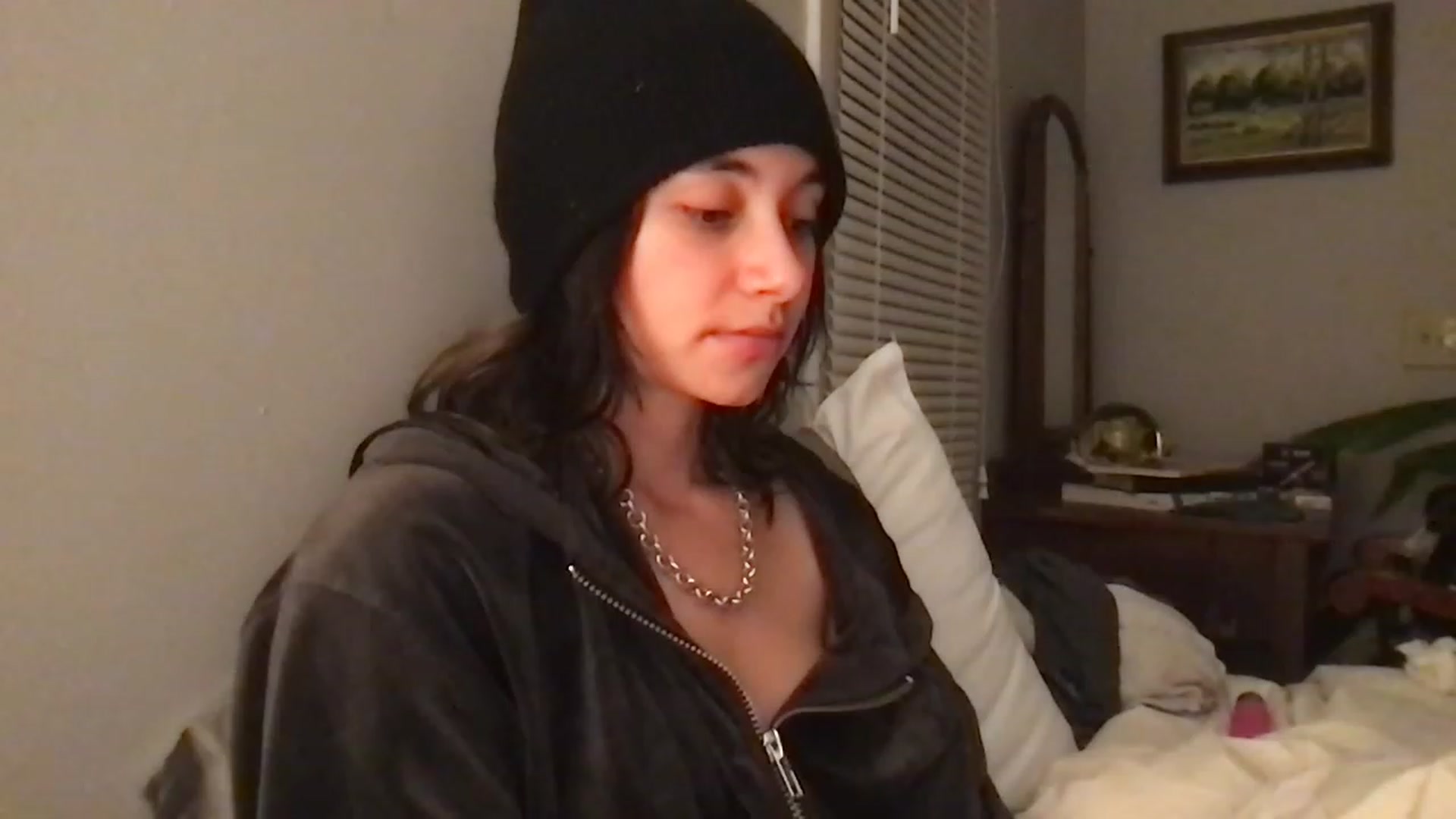 Gallery image thumbnail from Norajeann's myfreecams stream on, 01/03/2023, 08:14 image 5 of 20