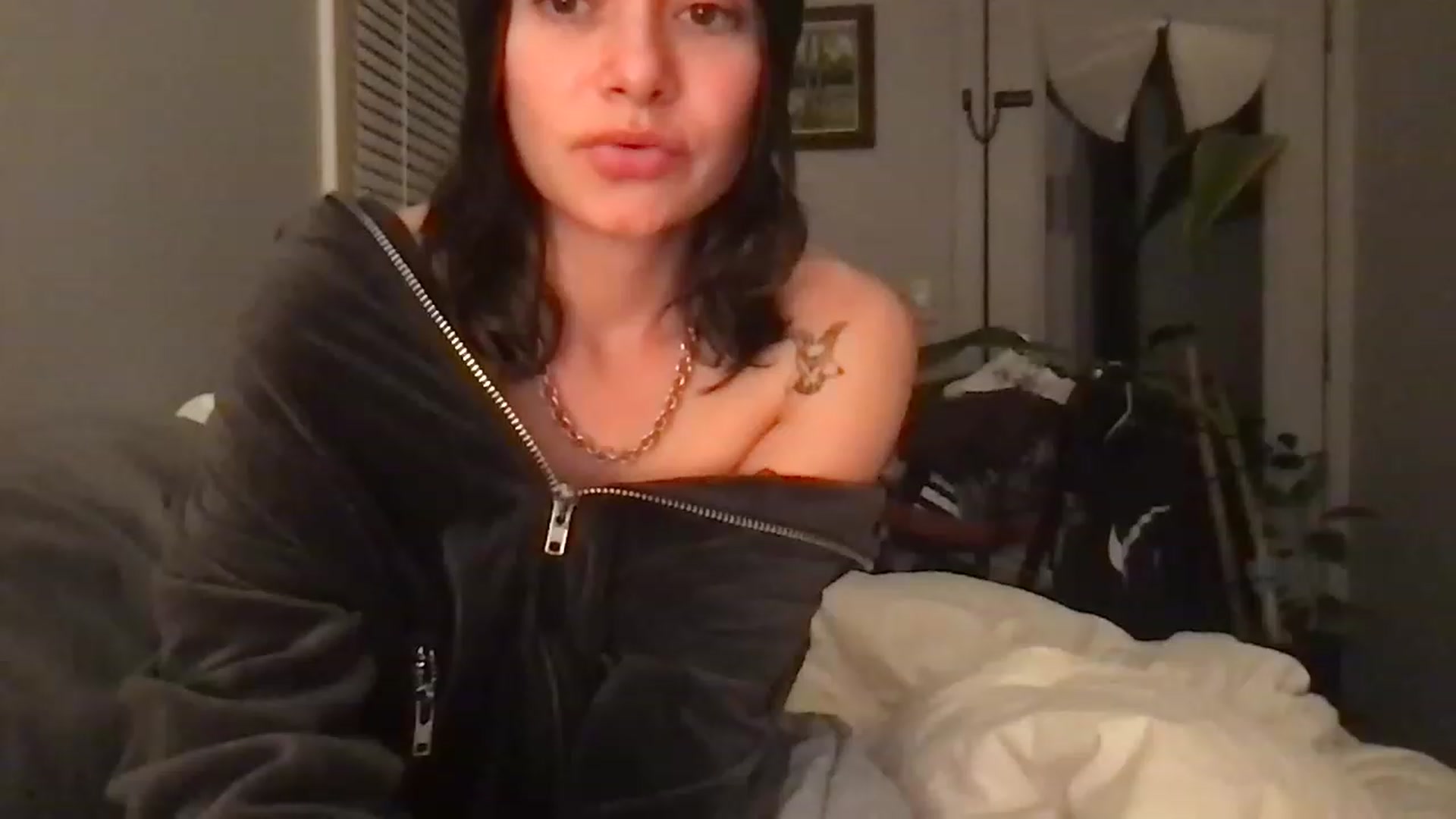 Gallery image thumbnail from Norajeann's myfreecams stream on, 01/03/2023, 08:14 image 20 of 20