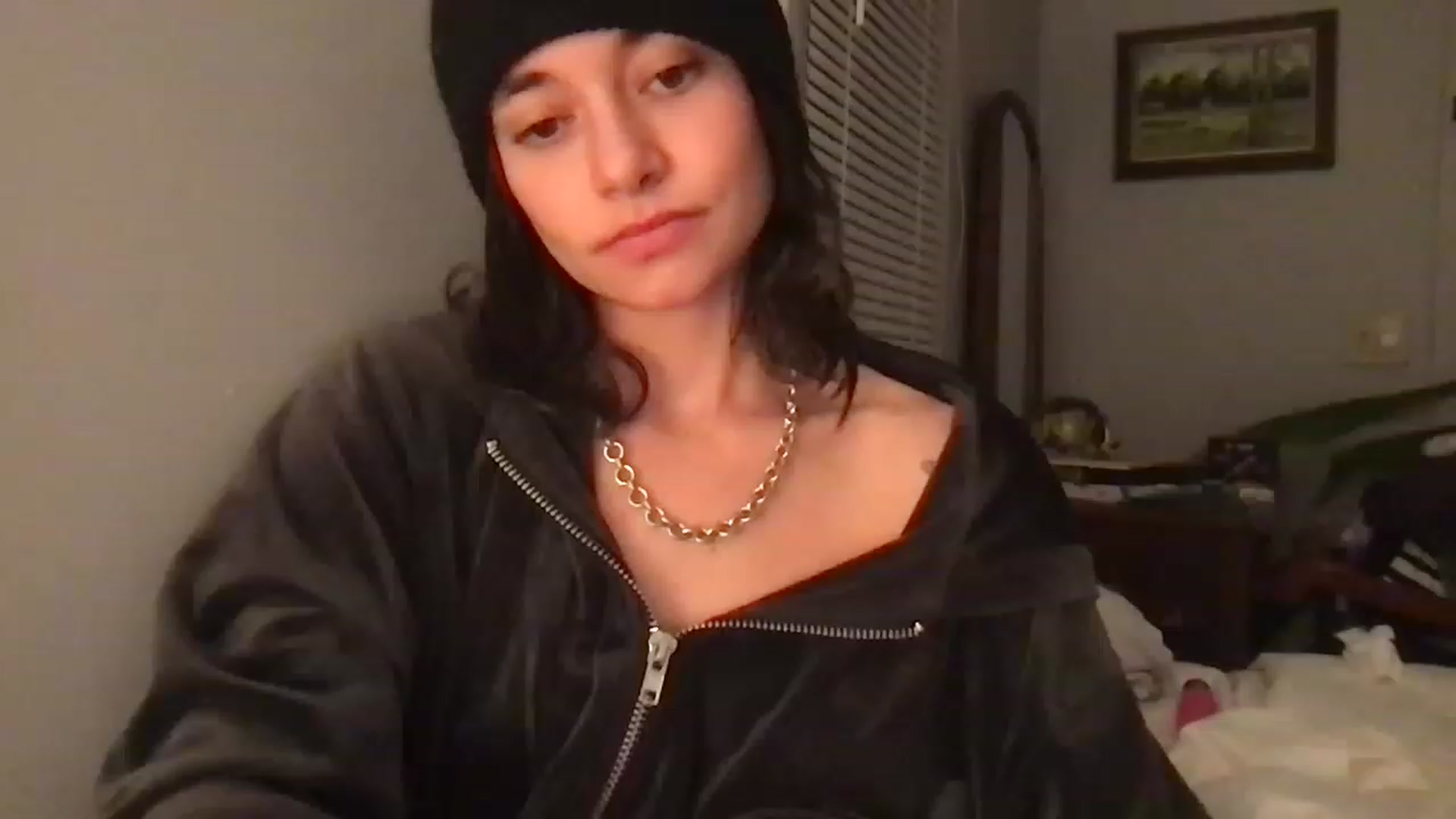 Gallery image thumbnail from Norajeann's myfreecams stream on, 01/03/2023, 08:14 image 3 of 20