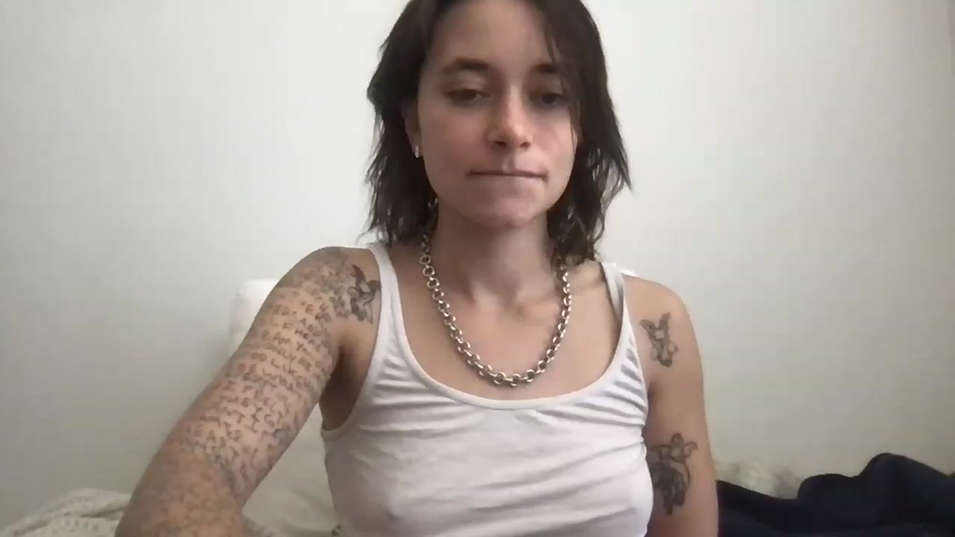 Gallery image thumbnail from Norajeann's myfreecams stream on, 01/17/2023, 21:50 image 18 of 20